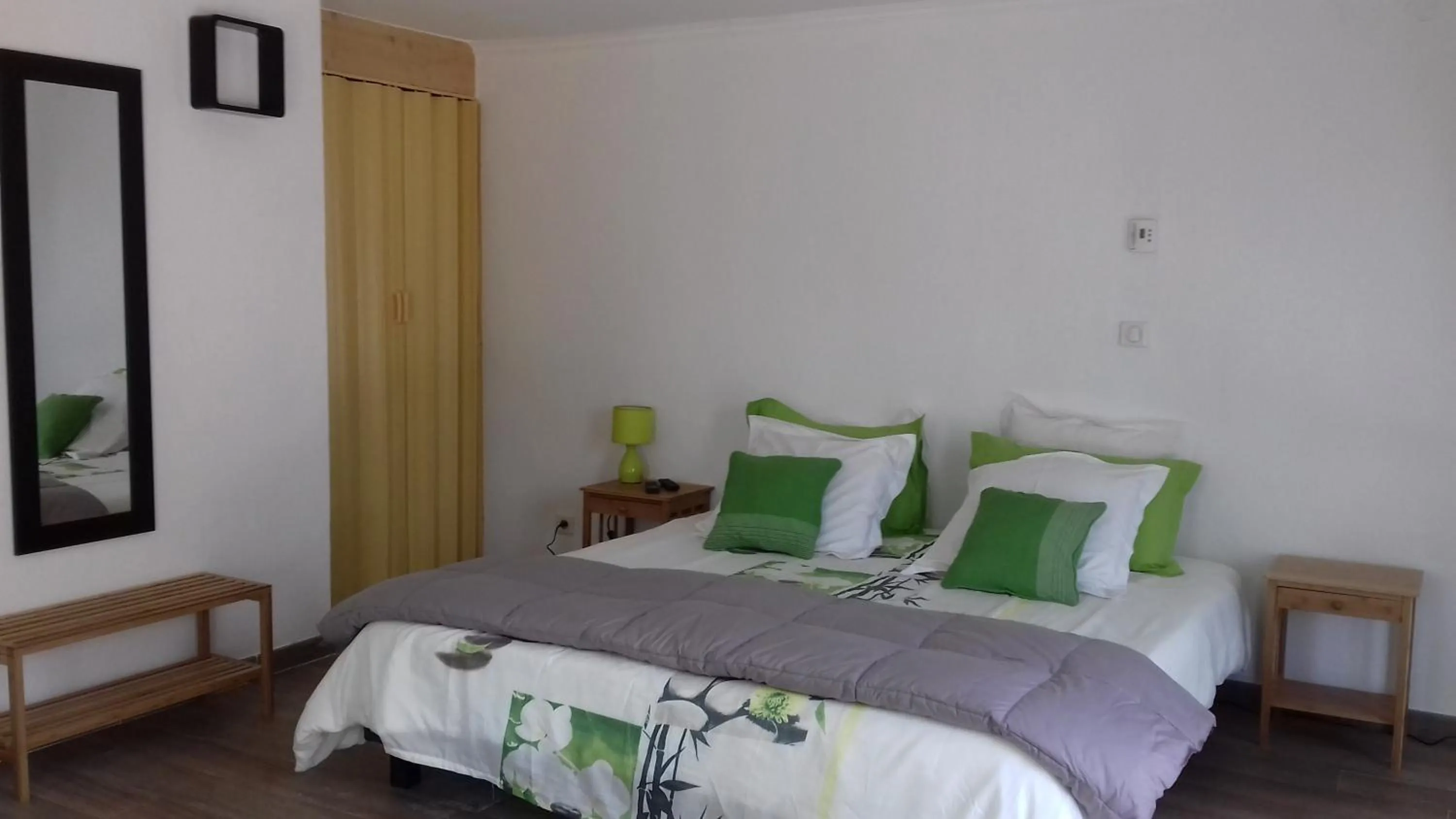 Bed in Les Jardins de l'Ermitage