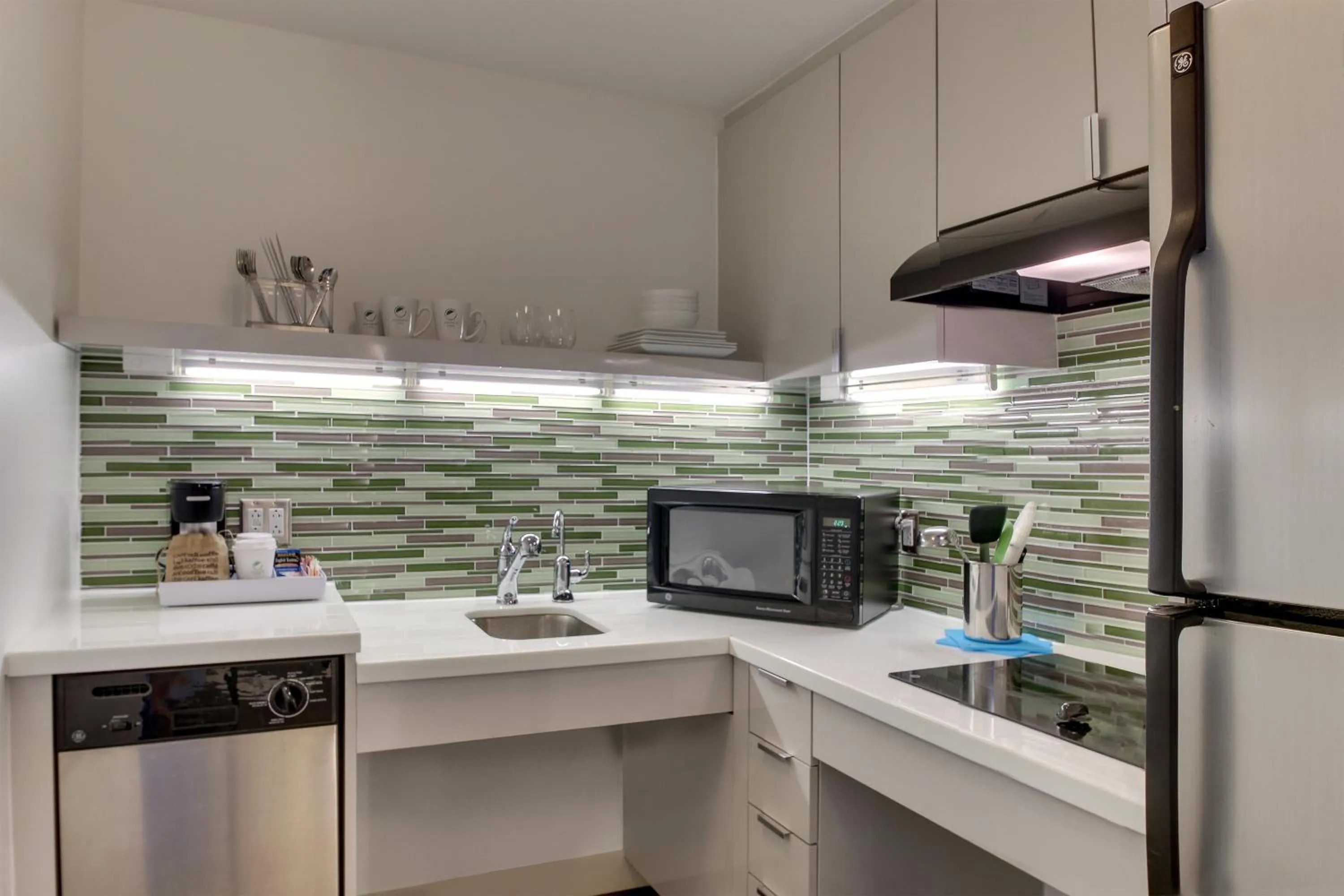 Bedroom in Element Ewing Princeton