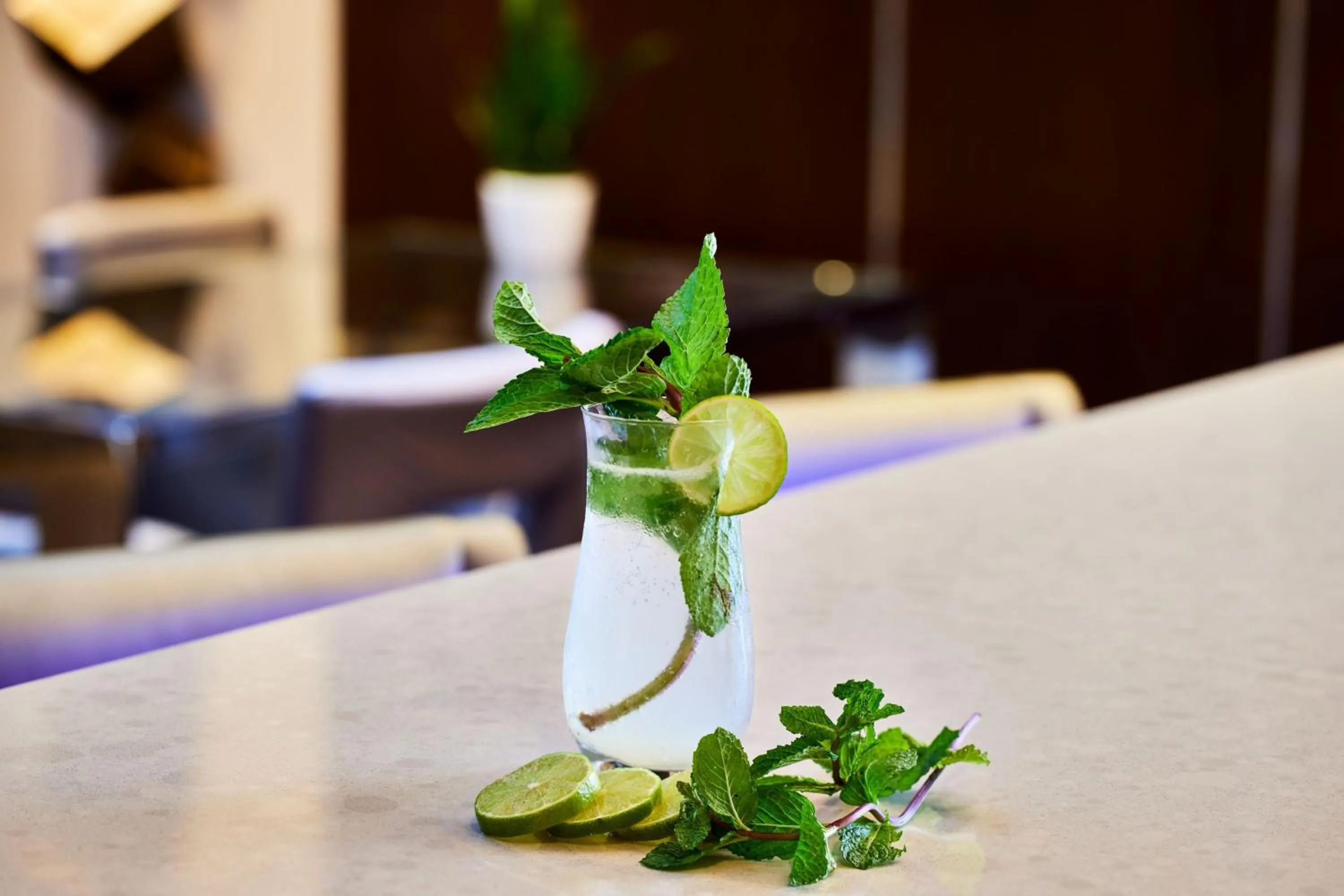 Lounge or bar in AC Hotel by Marriott New Orleans French Quarter