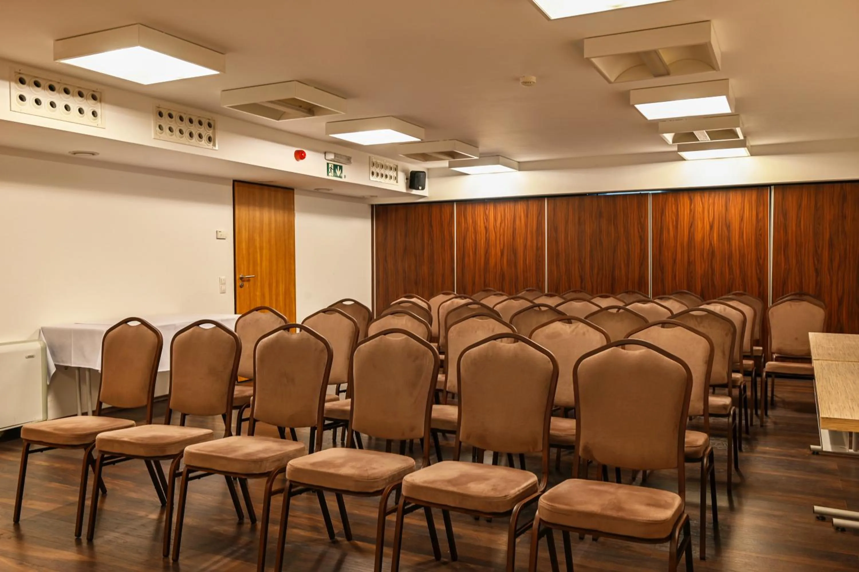 Meeting/conference room in Hotel Opal Superior - Adults Only