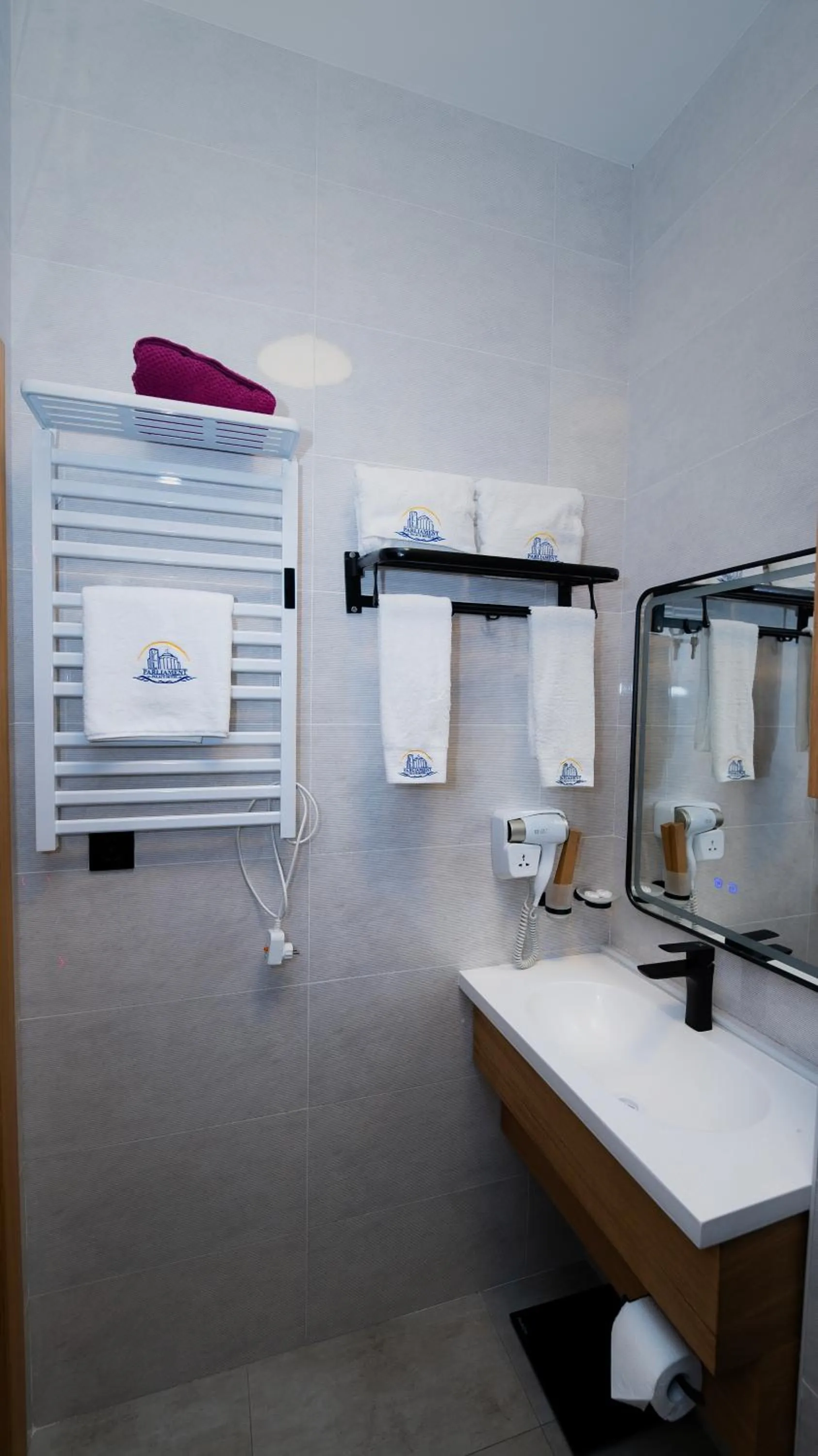 Parliament Palace Hotel