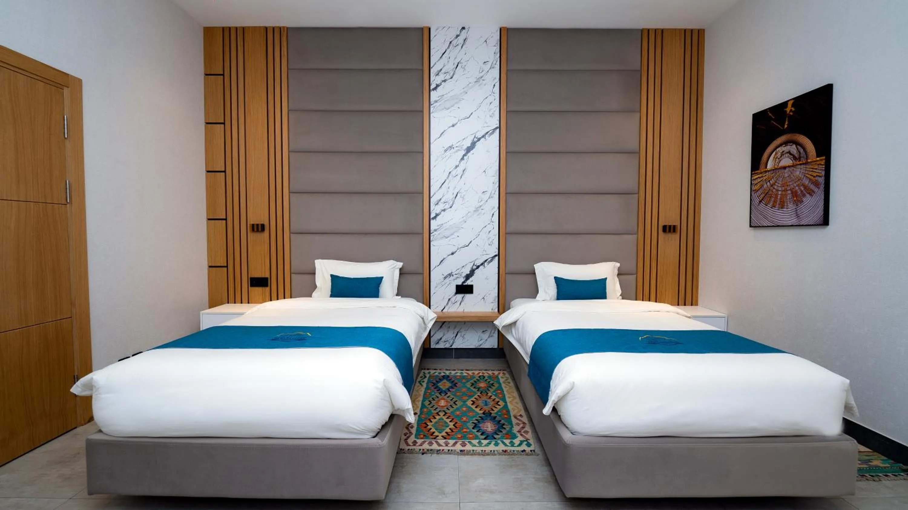 Bed in Parliament Palace Hotel