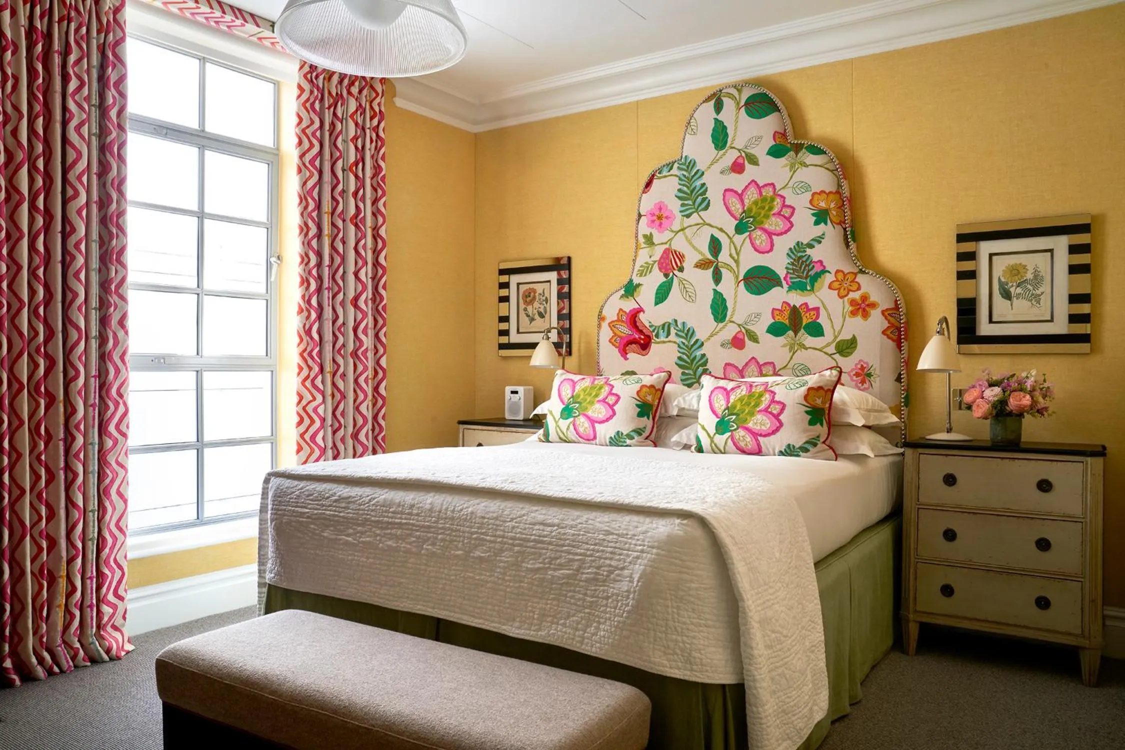 Bedroom, Bed in The Soho Hotel, Firmdale Hotels