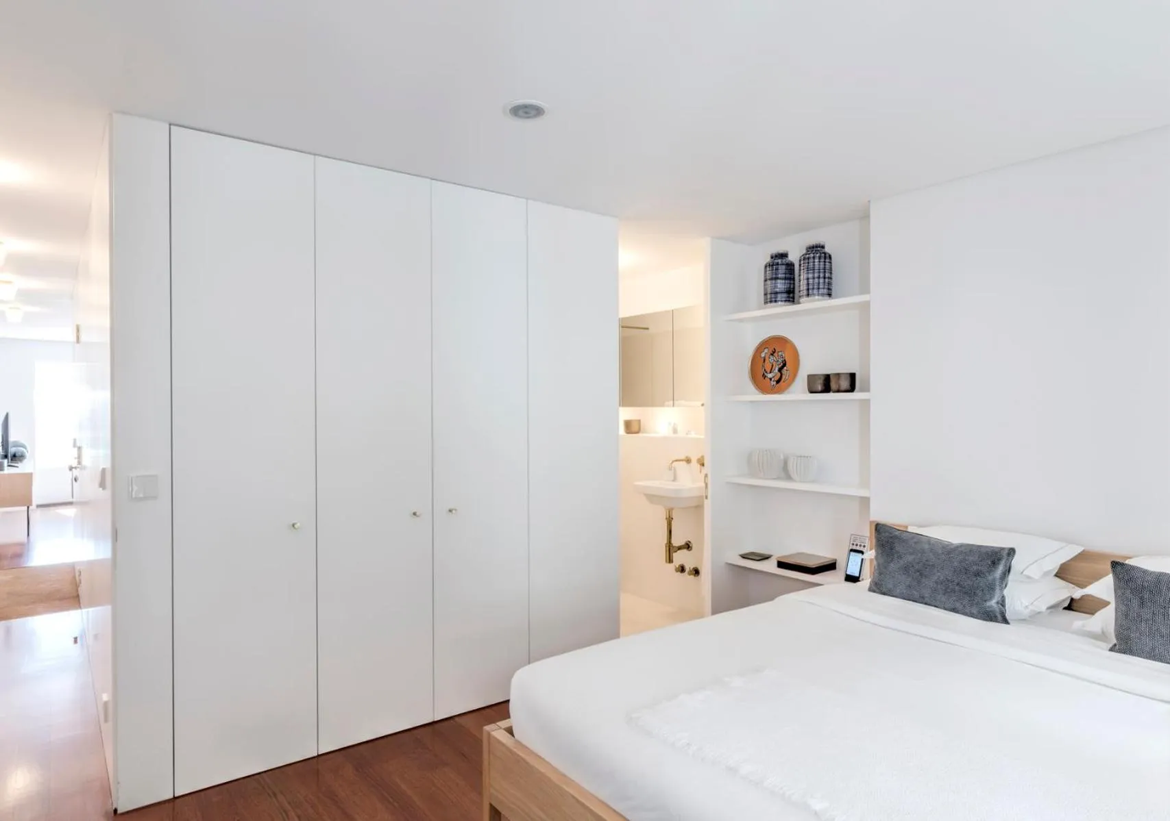 Bathroom, Bed in Oporto Street das Aldas - River View