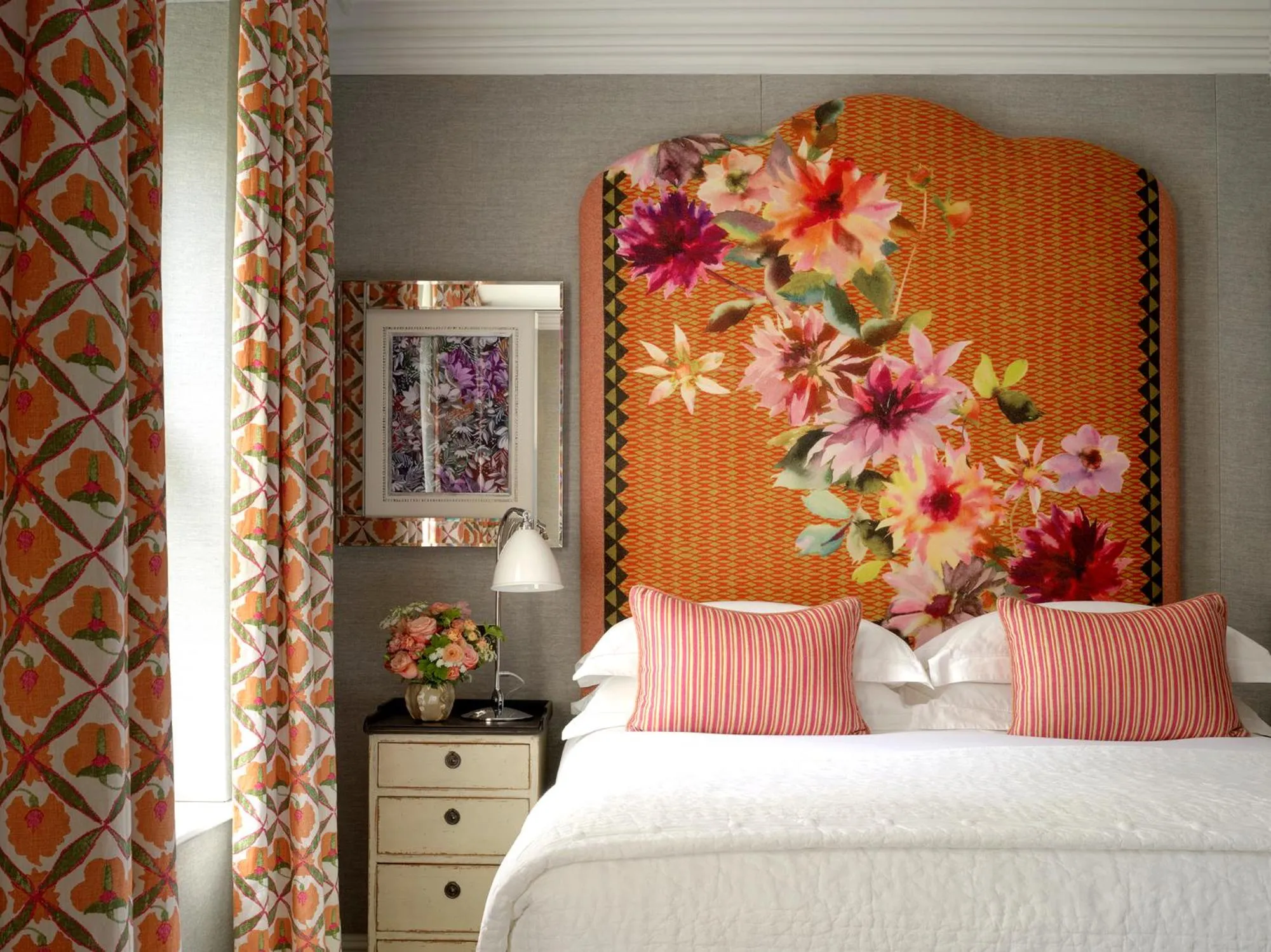 Bedroom, Bed in Knightsbridge Hotel, Firmdale Hotels