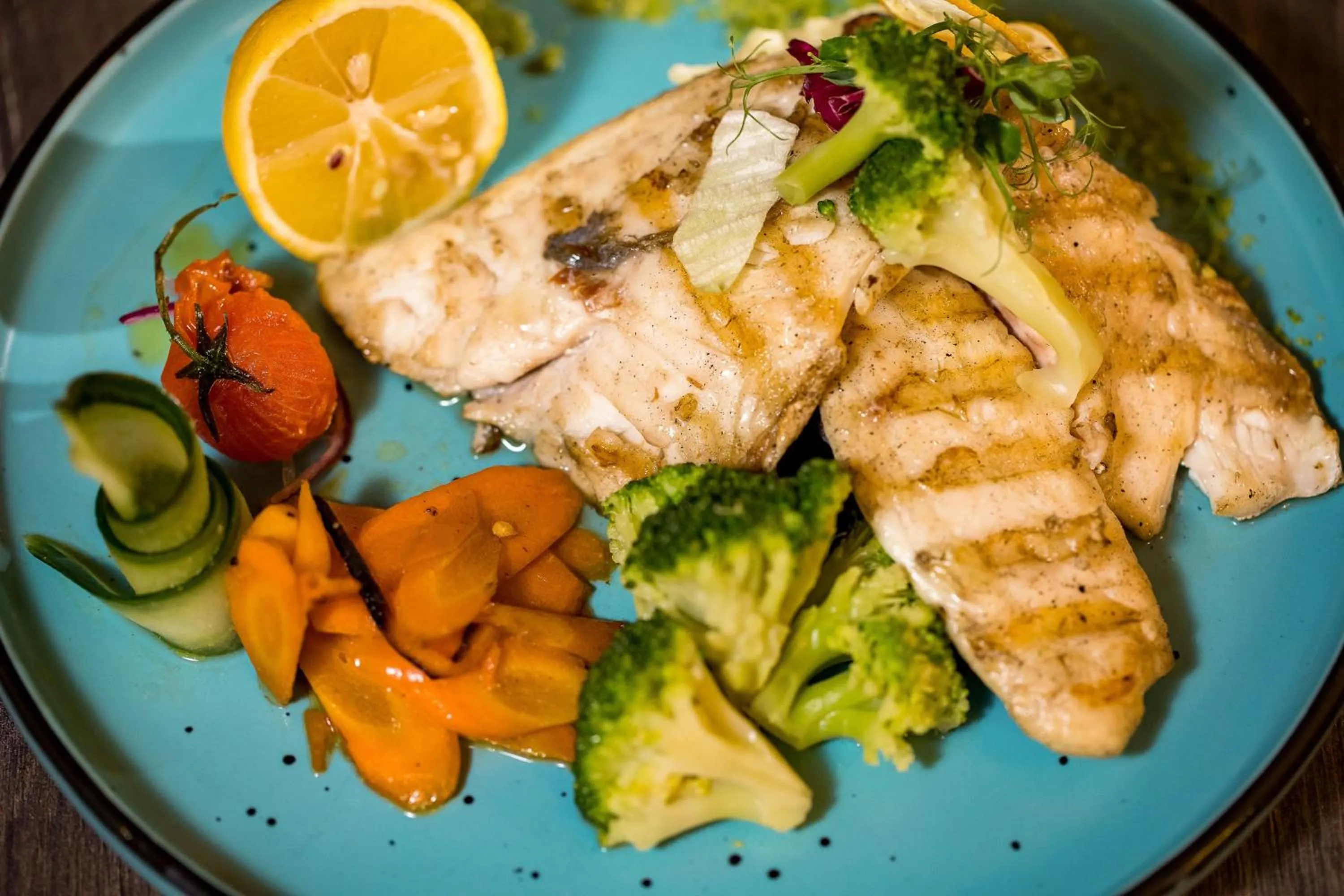 Restaurant/places to eat in Samaa Hotel