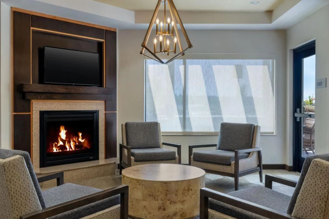 Seating area in TownePlace Suites by Marriott Albuquerque North