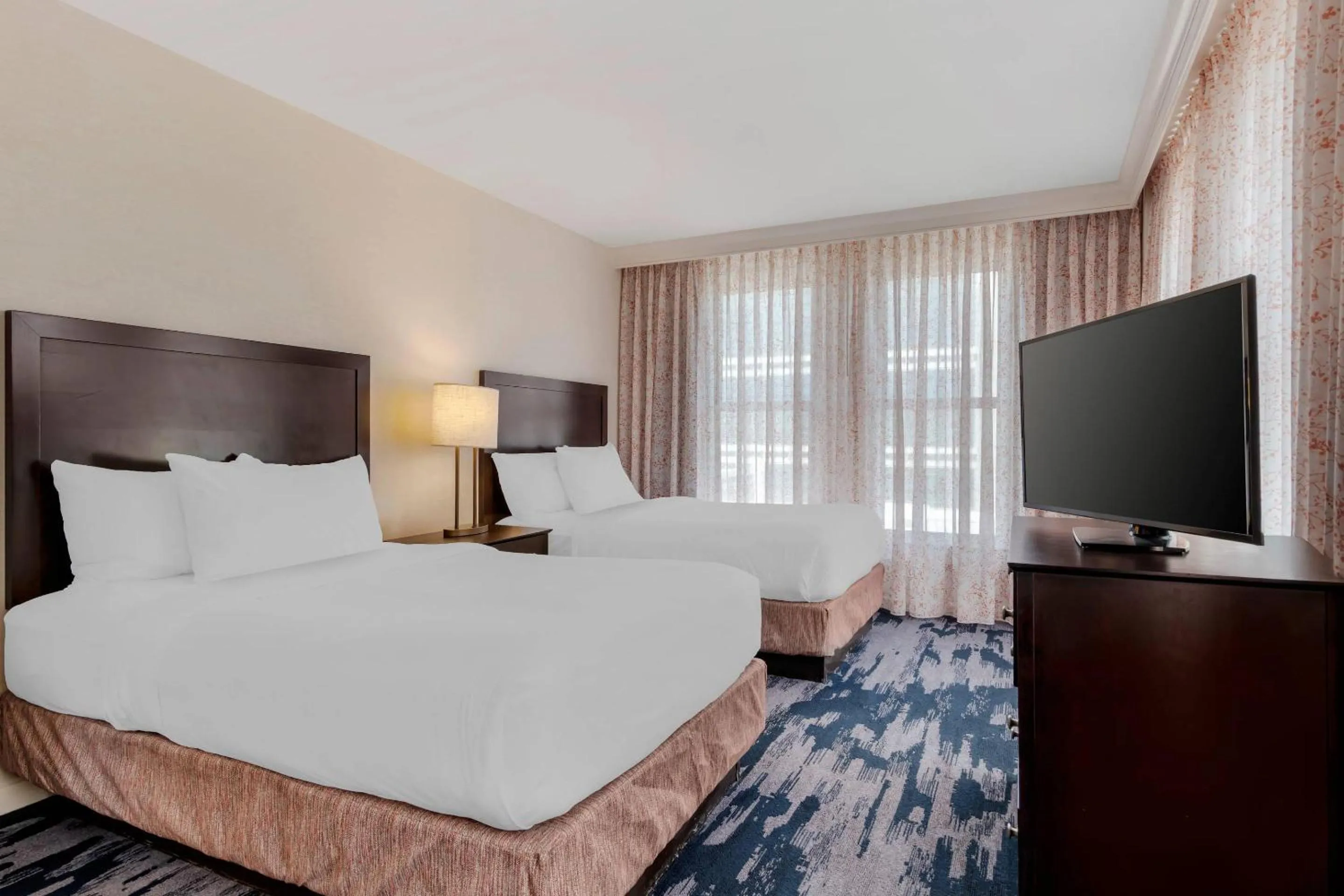 Bedroom, Bed in The Connally Hotel Downtown Atlanta, an Ascend Collection Hotel