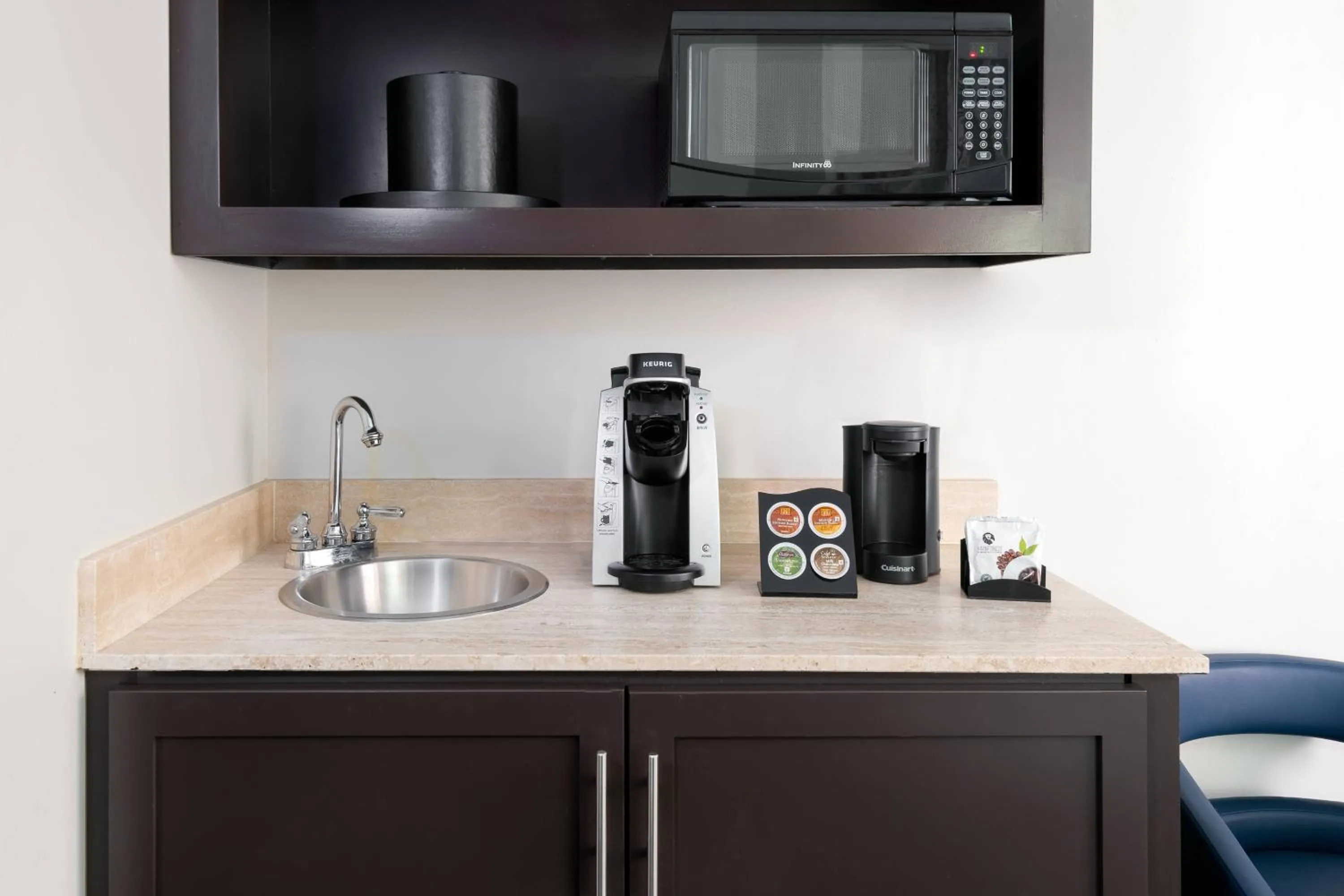 Photo of the whole room in The Connally Hotel Downtown Atlanta, an Ascend Collection Hotel