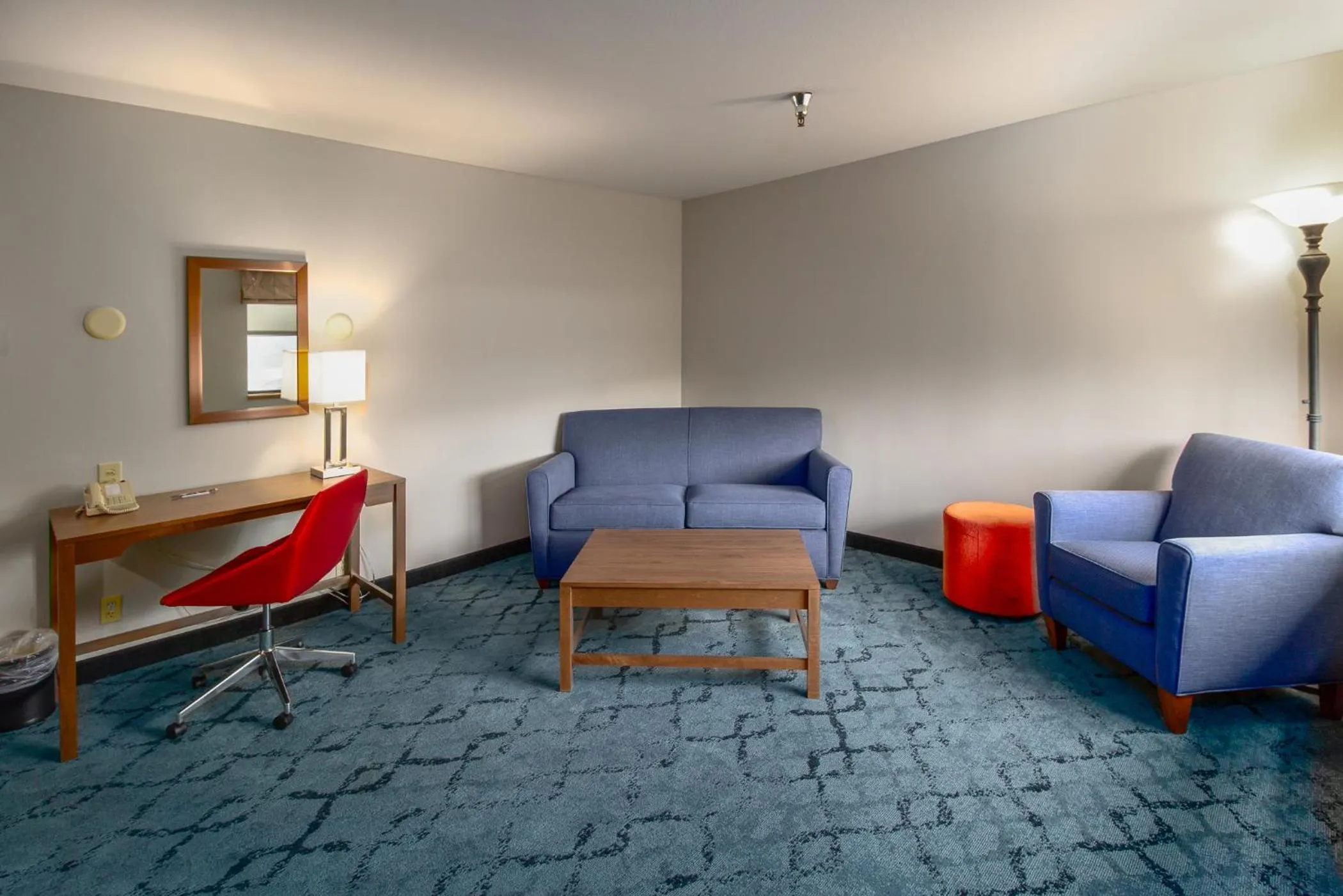 Seating area in Red Lion Templin's Hotel on the River