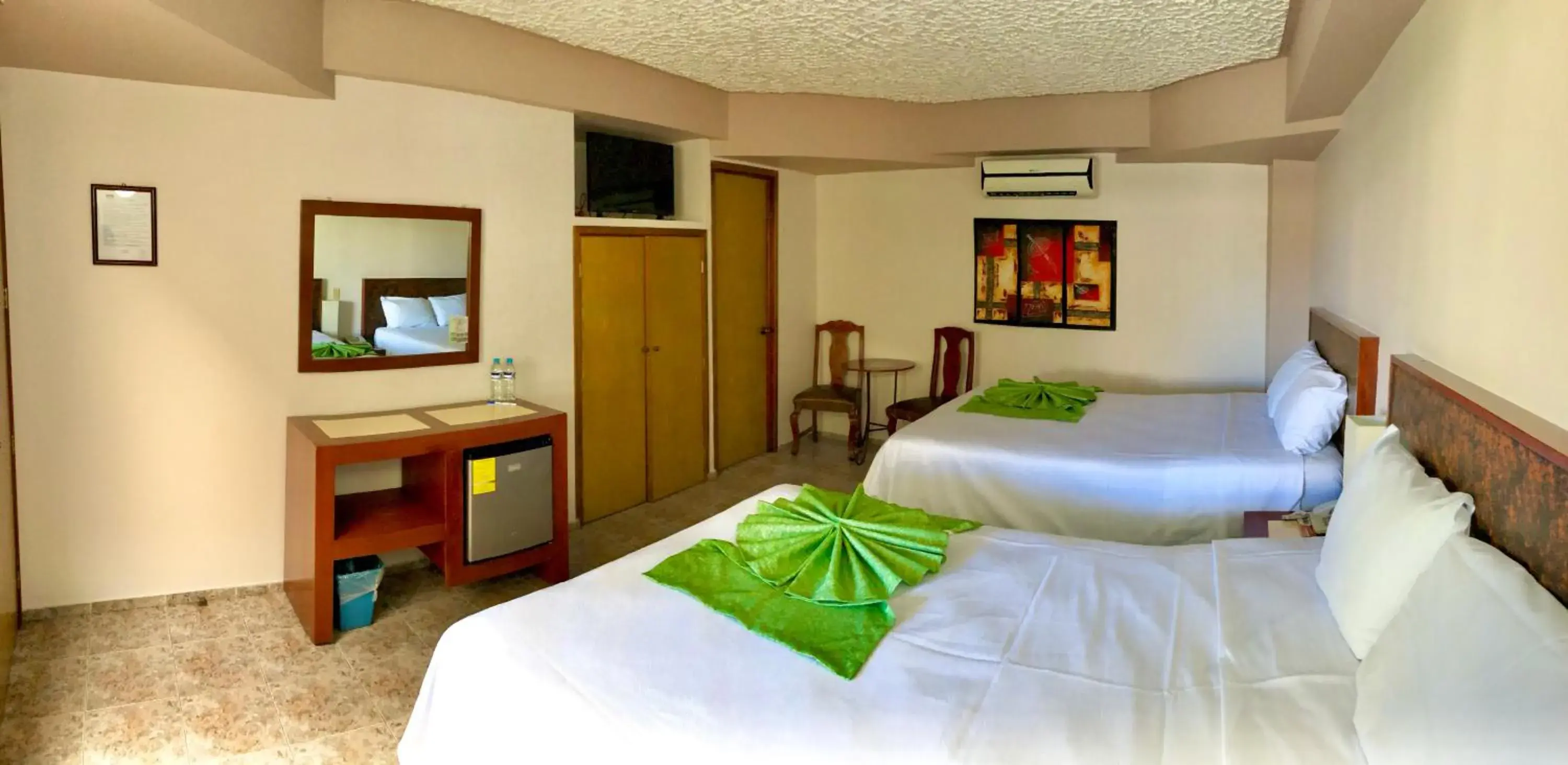 Double or Twin Room in Hotel del Camino Real Double or Twin Room in Hotel del Camino Real