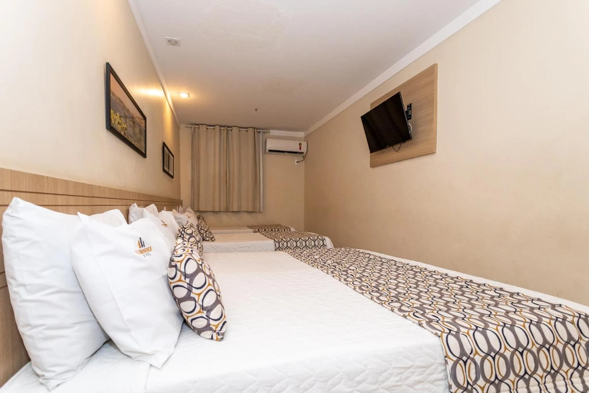 Bedroom, Bed in Fluminense Hotel