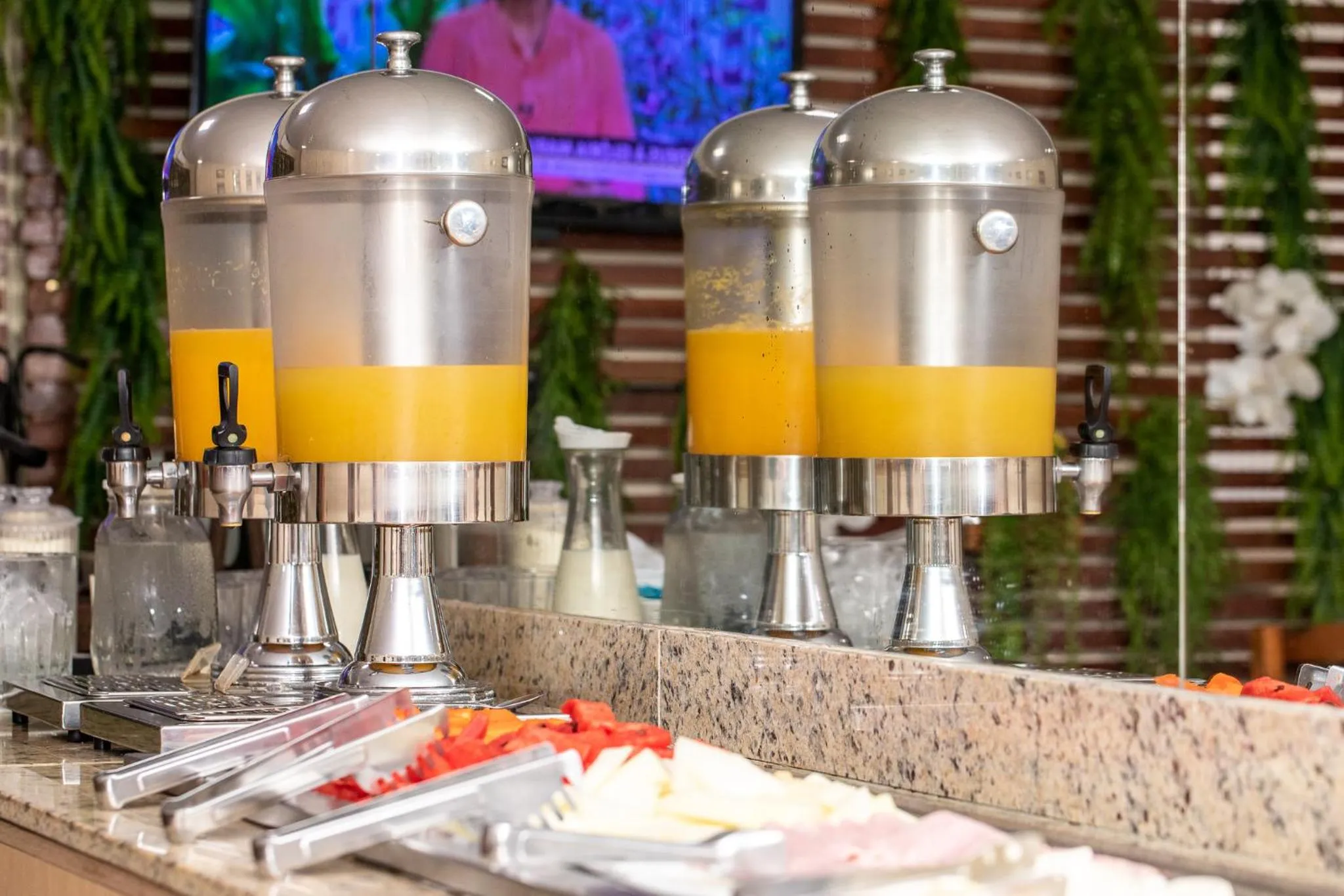 Buffet breakfast in Fluminense Hotel