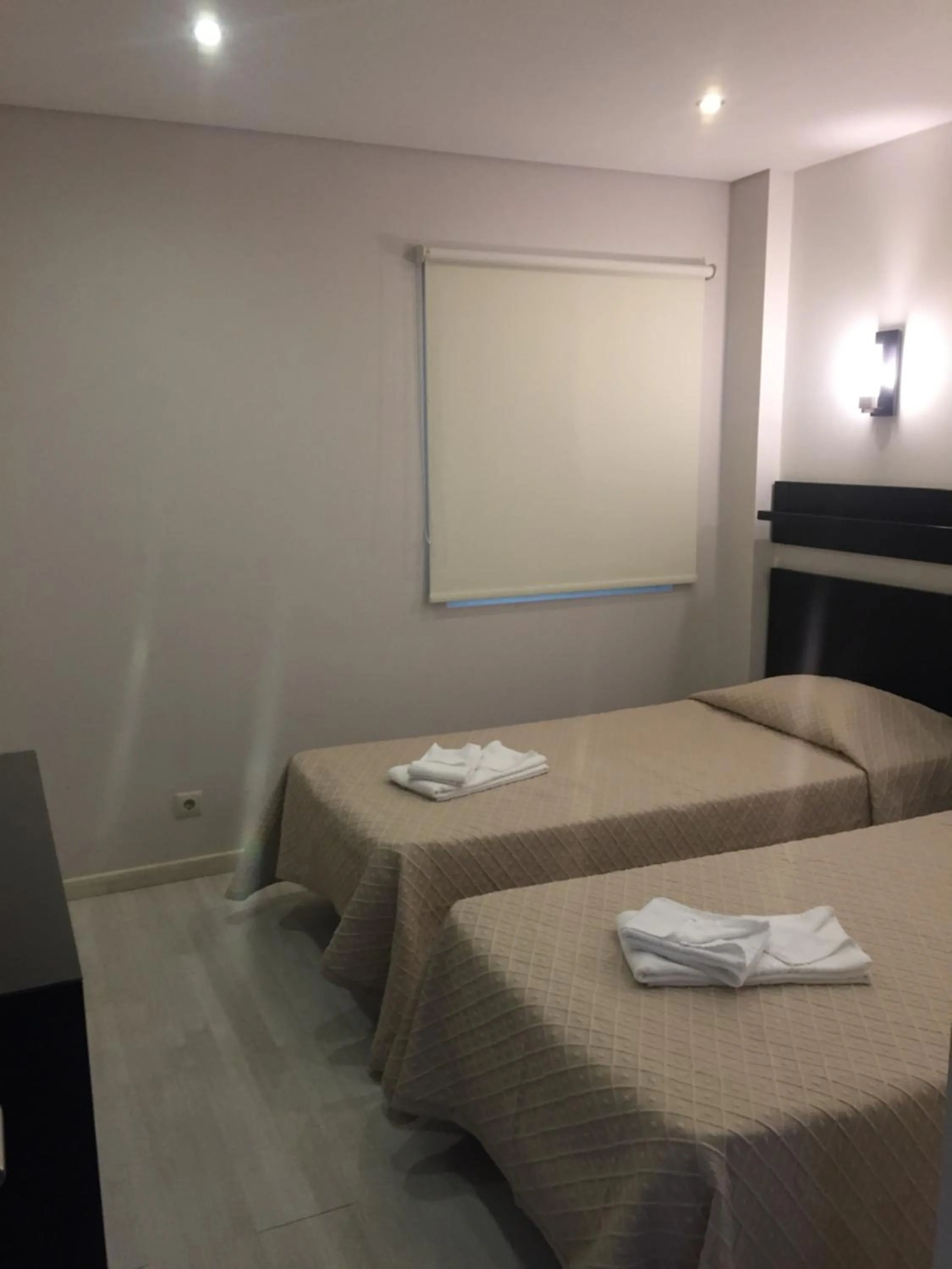 Bed in Parque Mourabel, Oásis Village & Pé do Lago