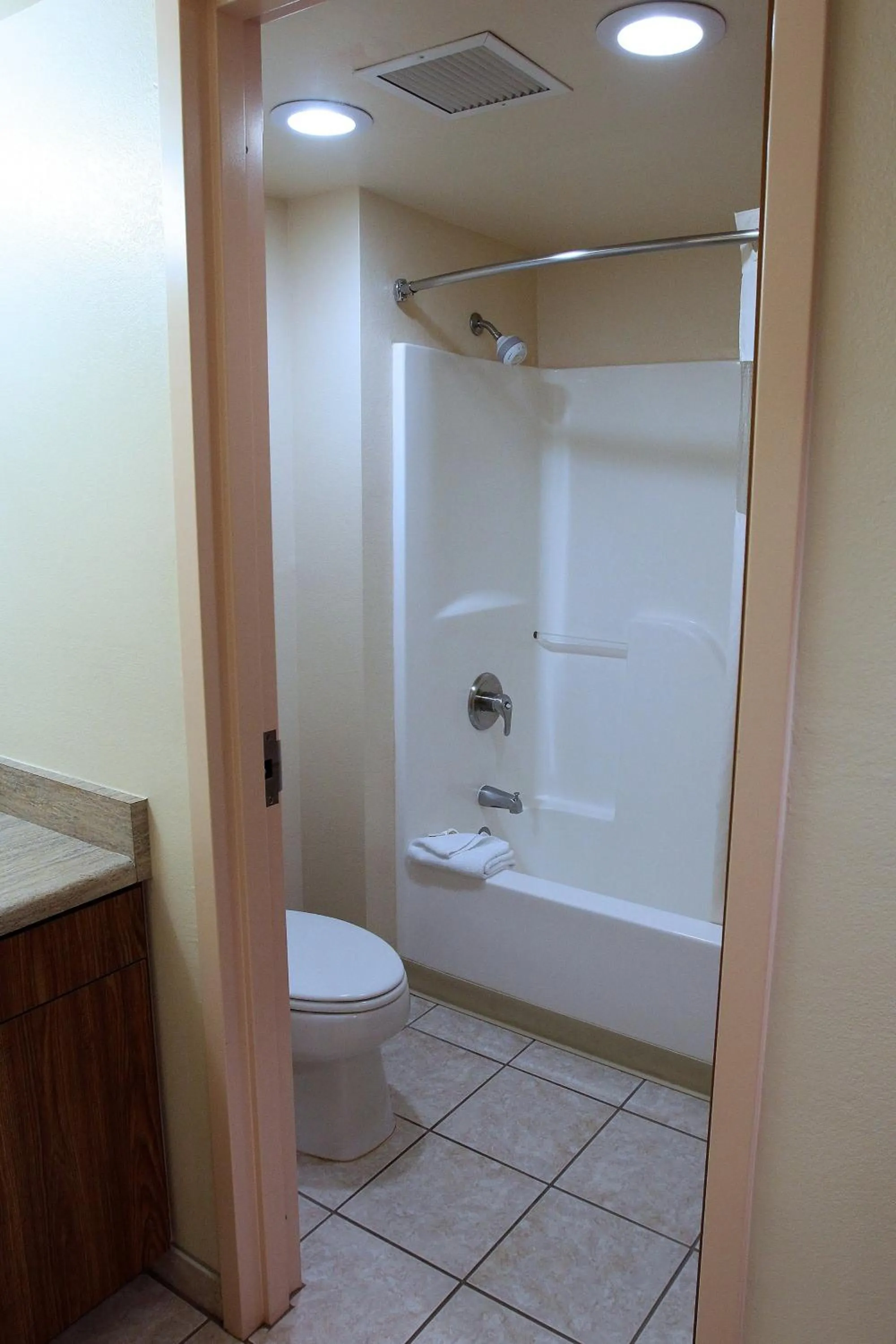 Shower in Gateway Studio Suites