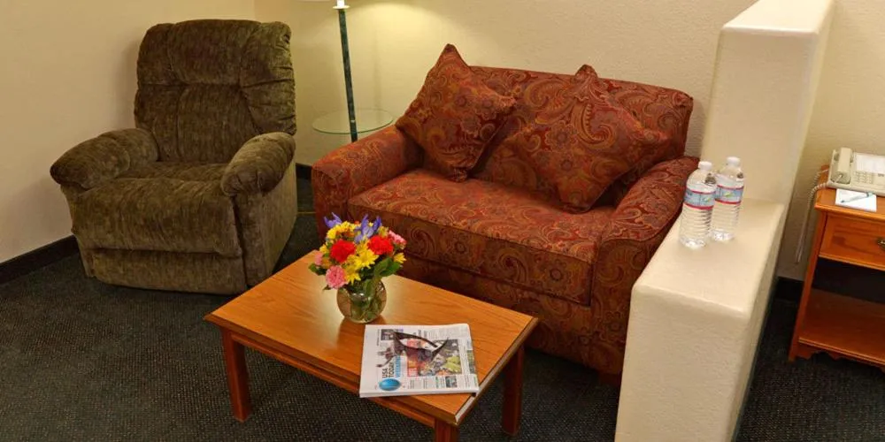 Seating area in Gateway Studio Suites