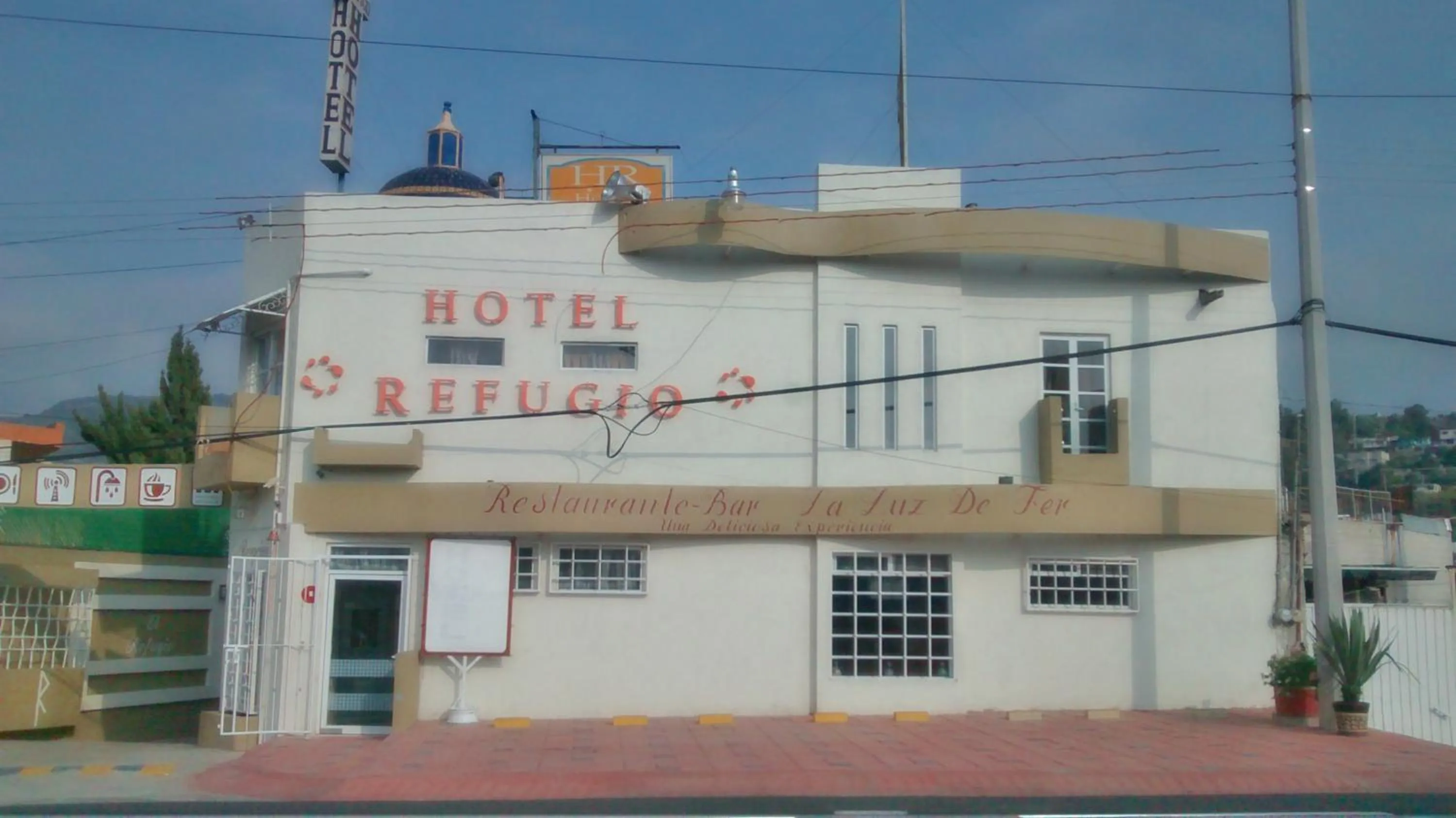 Restaurant/places to eat in Hotel El Refugio