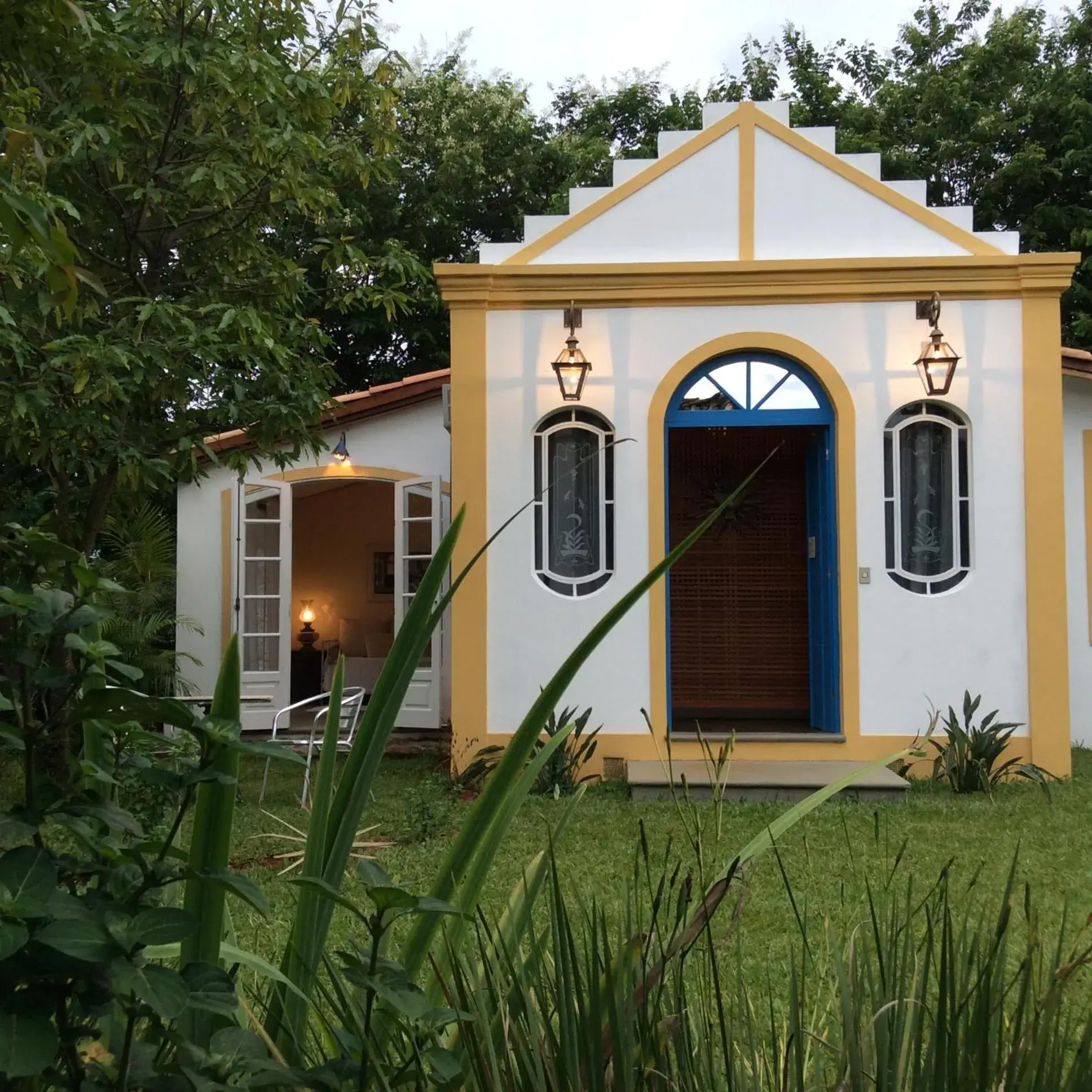 Queen Room with Garden View in Pousada Paço do Lavradio Queen Room with Garden View in Pousada Paço do Lavradio