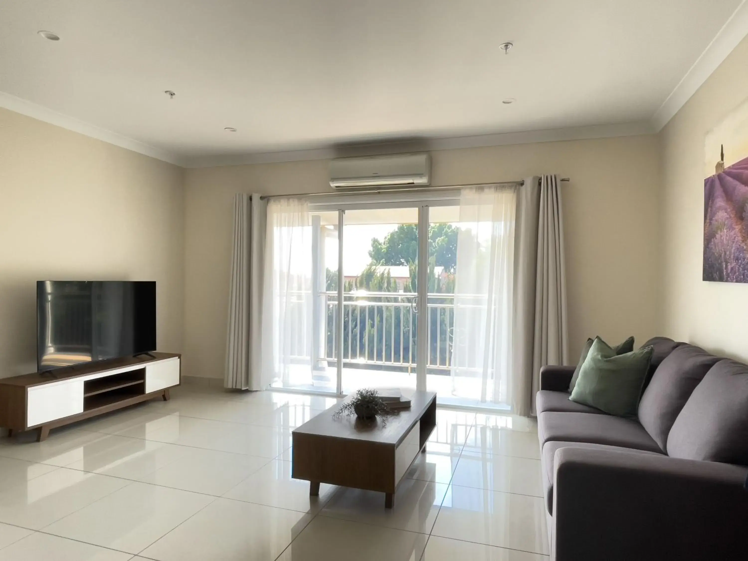 2-Bedroom Apartment, 2 Queens, Balcony in The Phoenix Artesian Spa Resort and Accommodation 2-Bedroom Apartment, 2 Queens, Balcony in The Phoenix Artesian Spa Resort and Accommodation