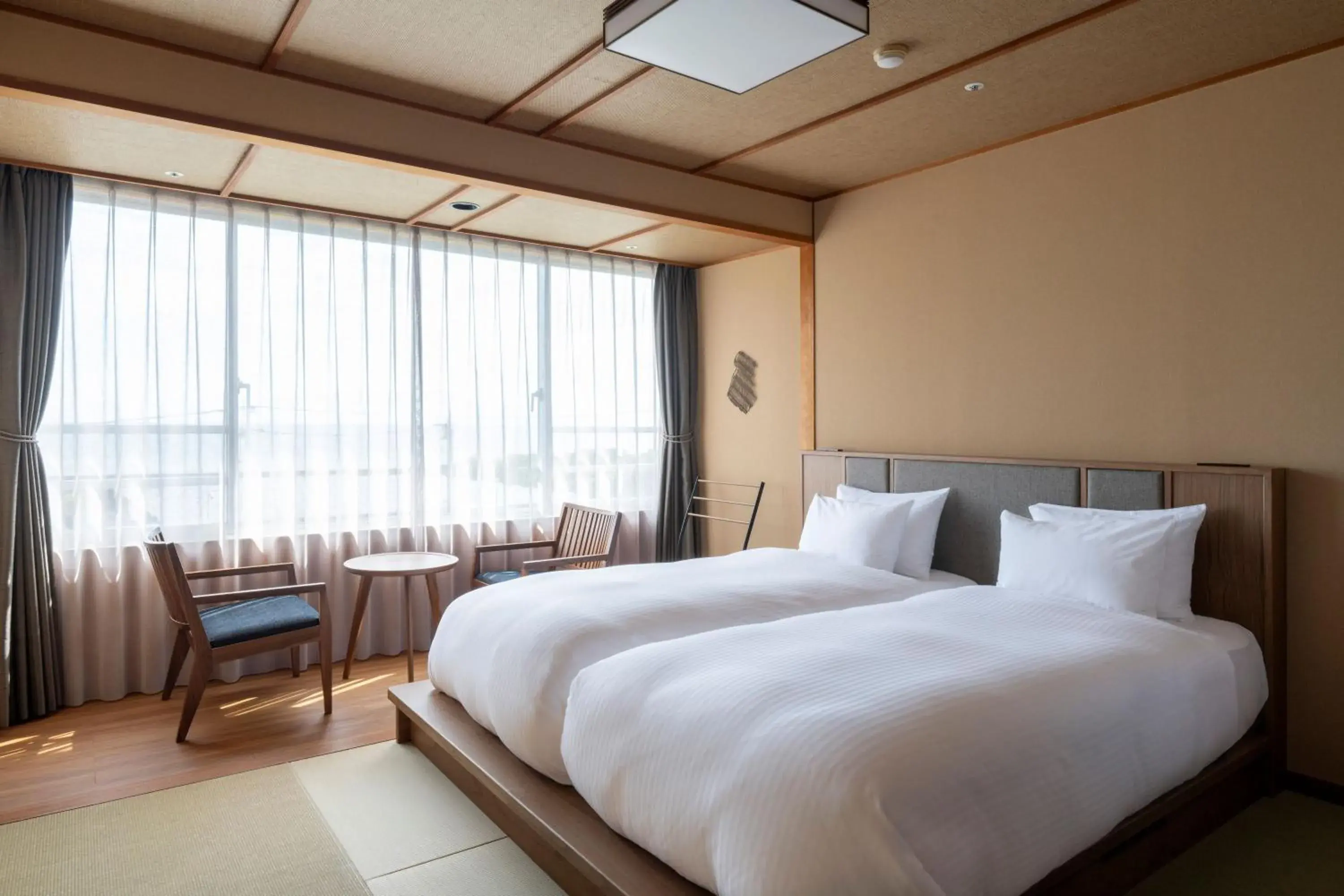 Standard Twin Room with Sea View - single occupancy in Koran no Yu Kinkouro Standard Twin Room with Sea View - single occupancy in Koran no Yu Kinkouro