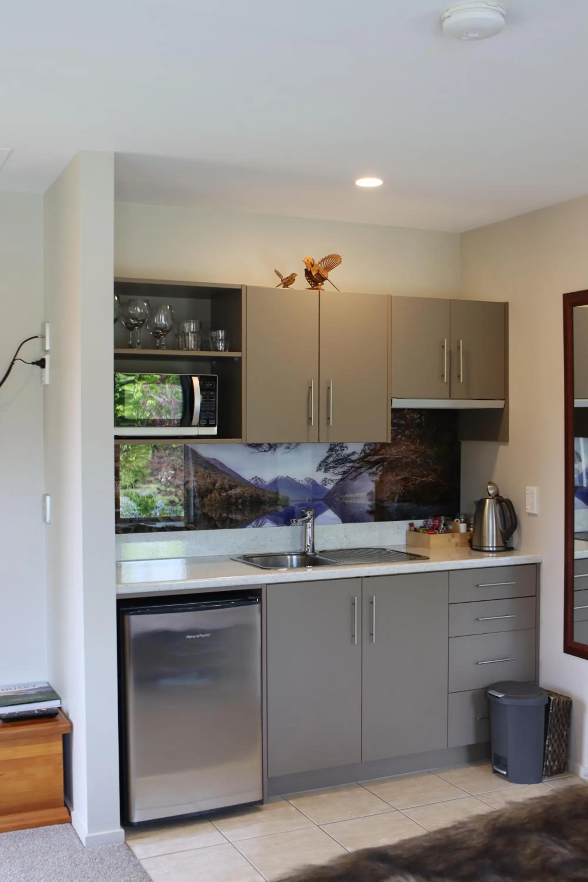 Kitchen or kitchenette in Blue Ridge Studios and Bed & Breakfast