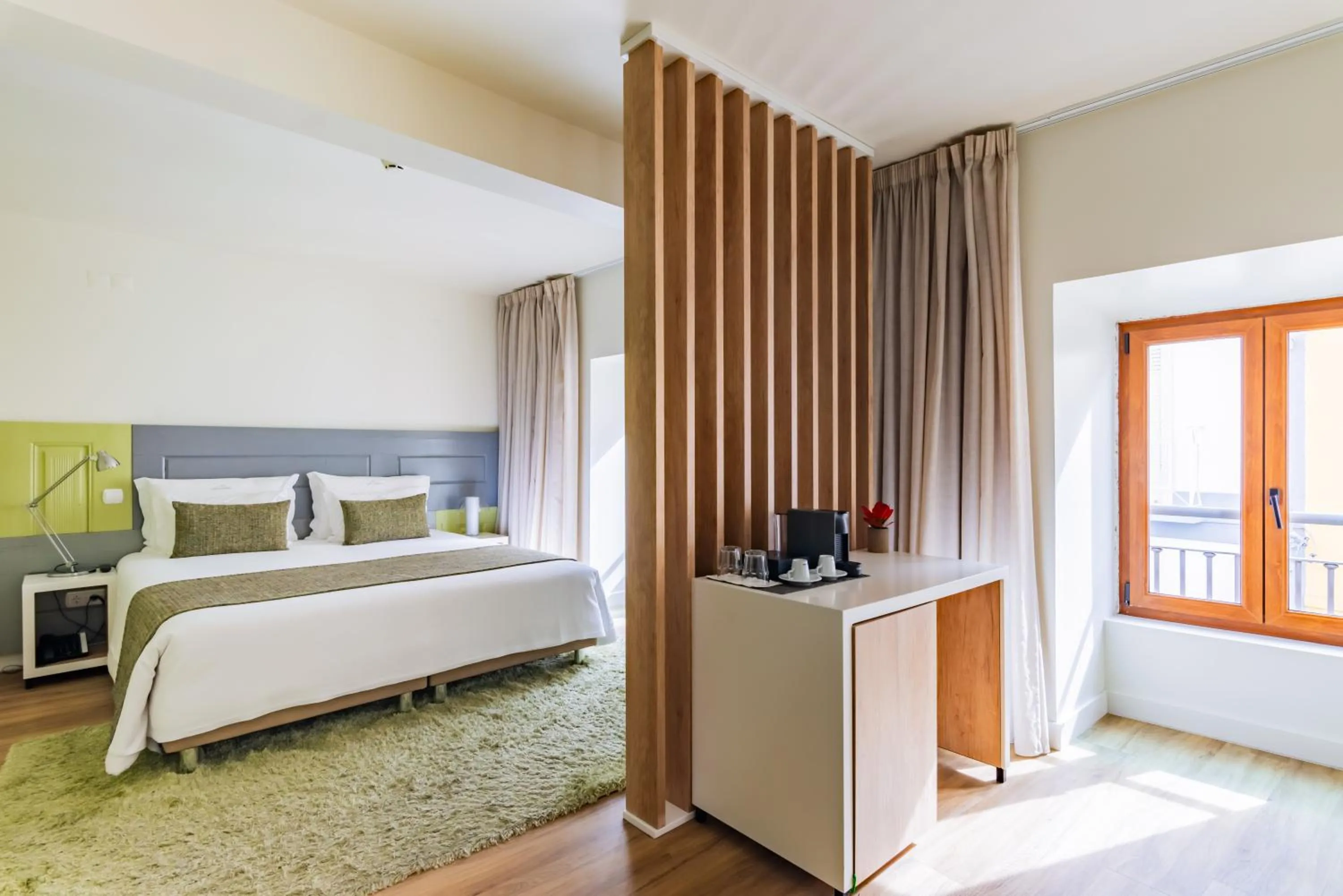 Bed in Porta da Arrábida Suites