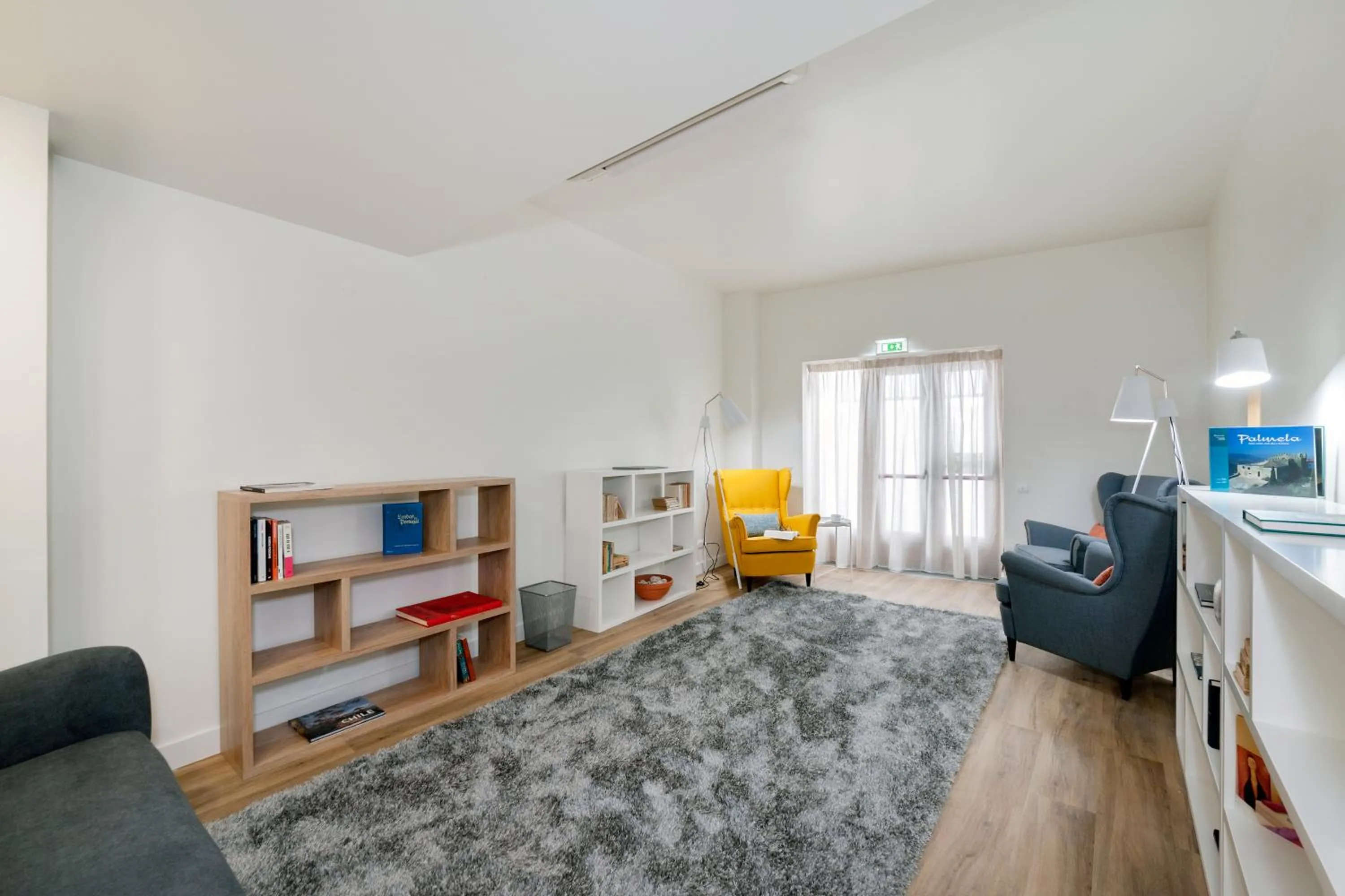 Library, Bed in Porta da Arrábida Suites