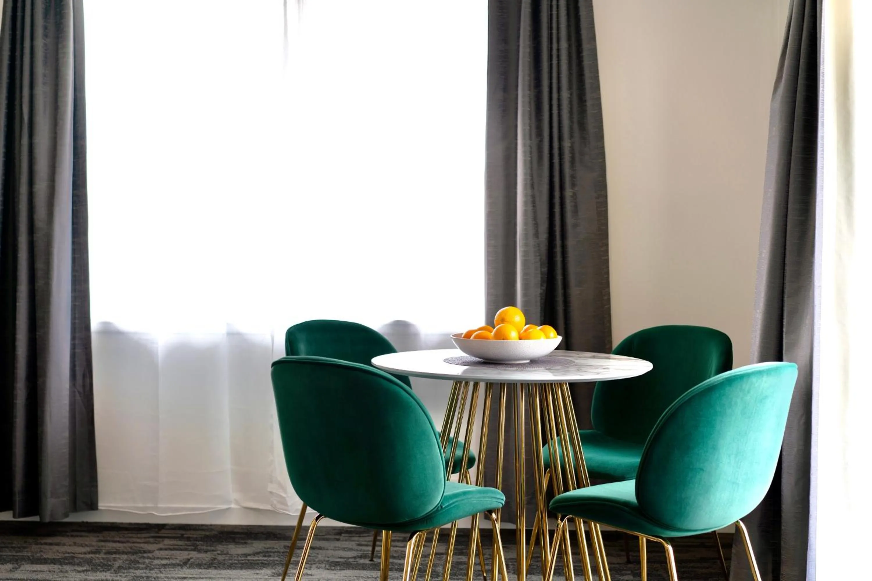 Seating area in Littomore Suites Bathurst