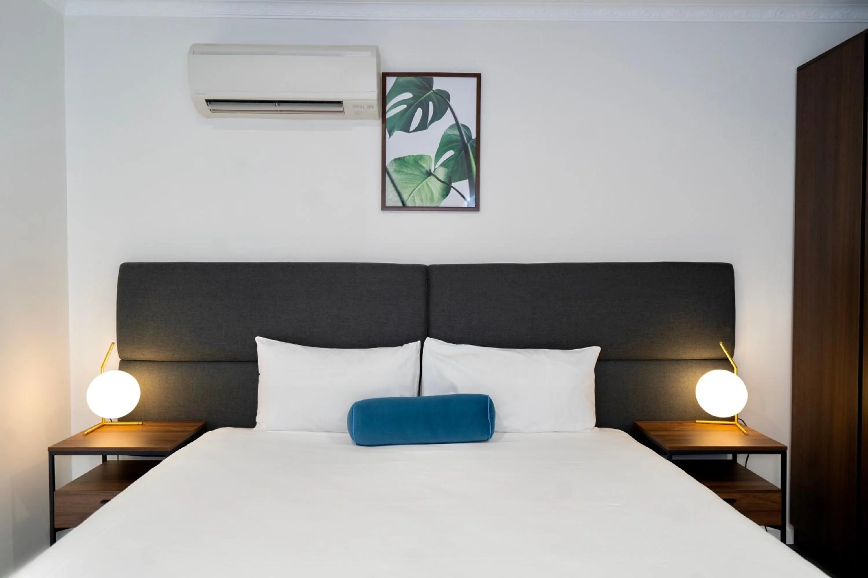 Bed in Littomore Suites Bathurst