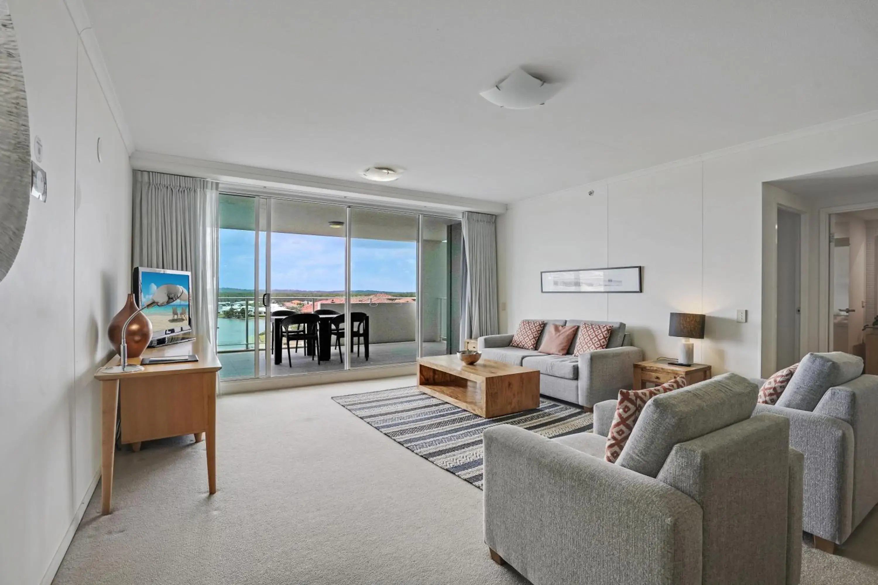 Two-Bedroom Apartment in Pelican Waters Golf Resort Sunshine Coast Two-Bedroom Apartment in Pelican Waters Golf Resort Sunshine Coast