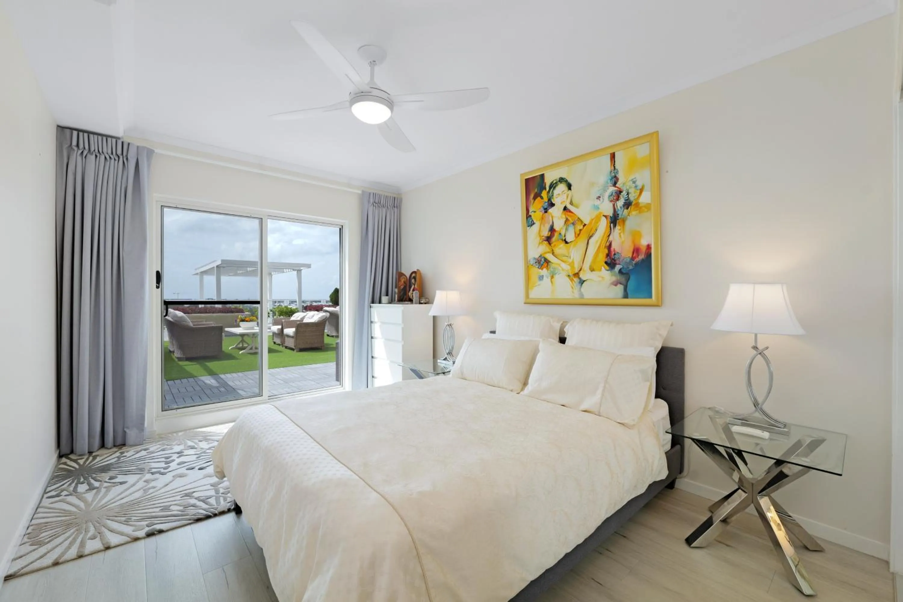 Bed in Pelican Waters Golf Resort Sunshine Coast