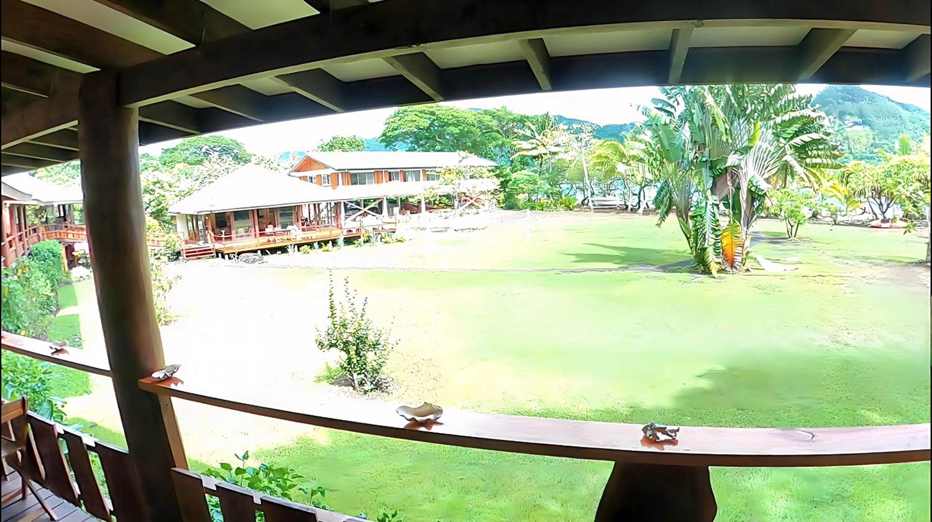Balcony/Terrace in Fare Oviri Lodge