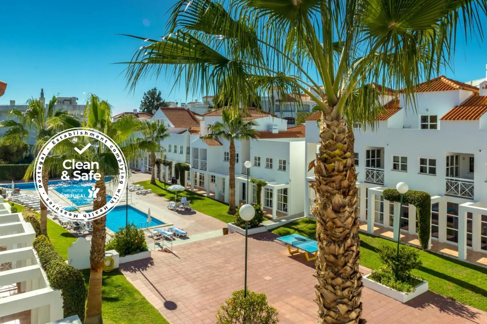 Pool view in Club Ouratlantico