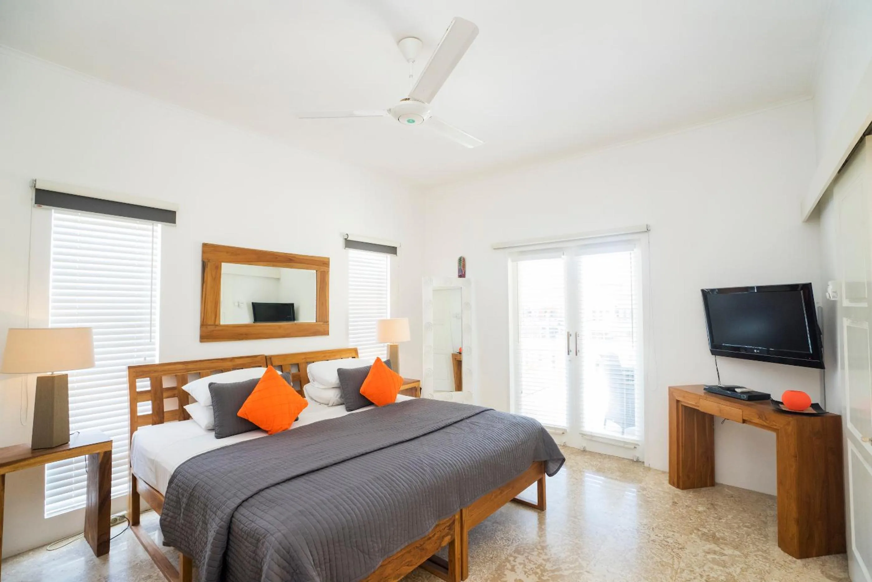 Bedroom, Bed in Beach Melati Apartments