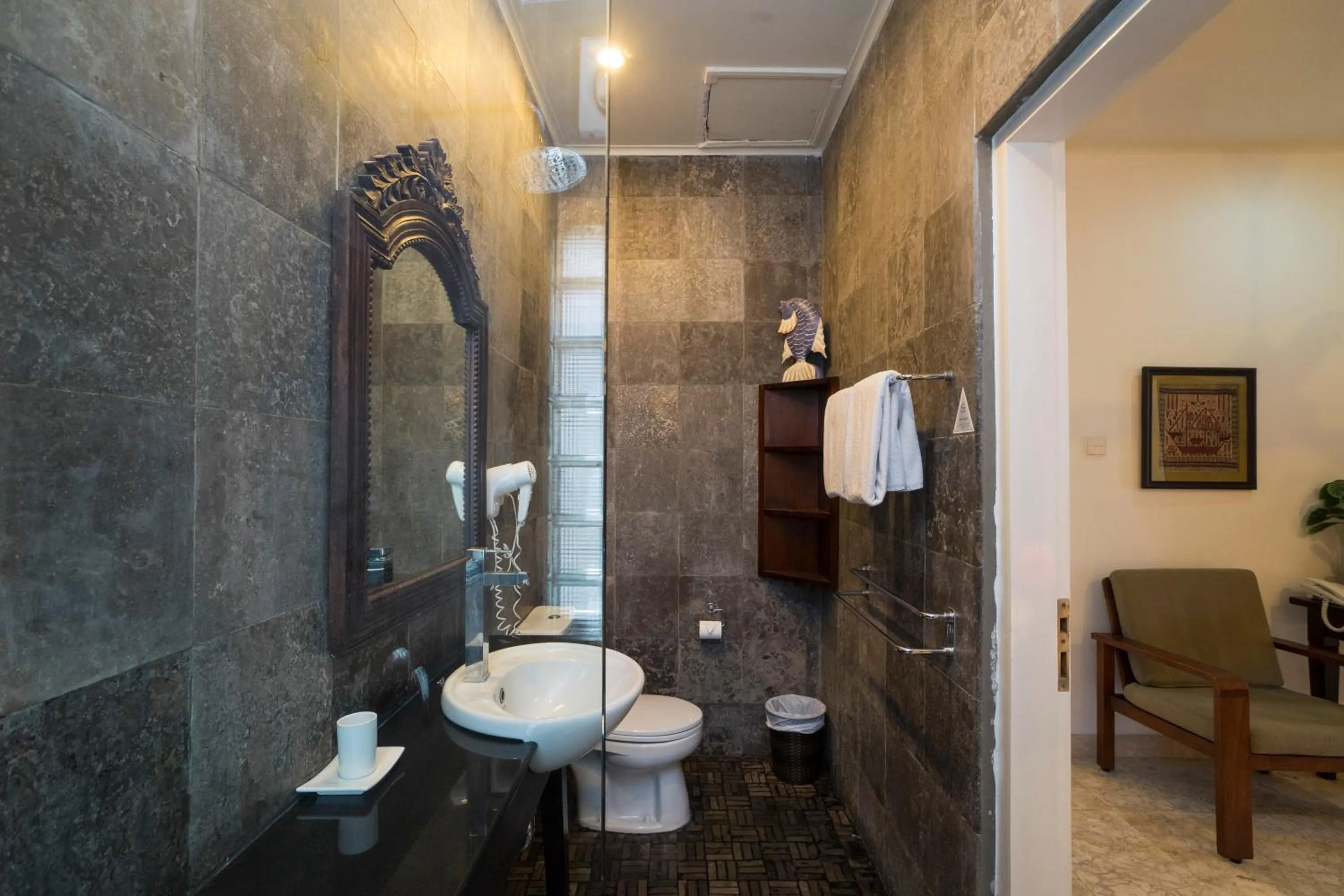 Bathroom in Beach Melati Apartments