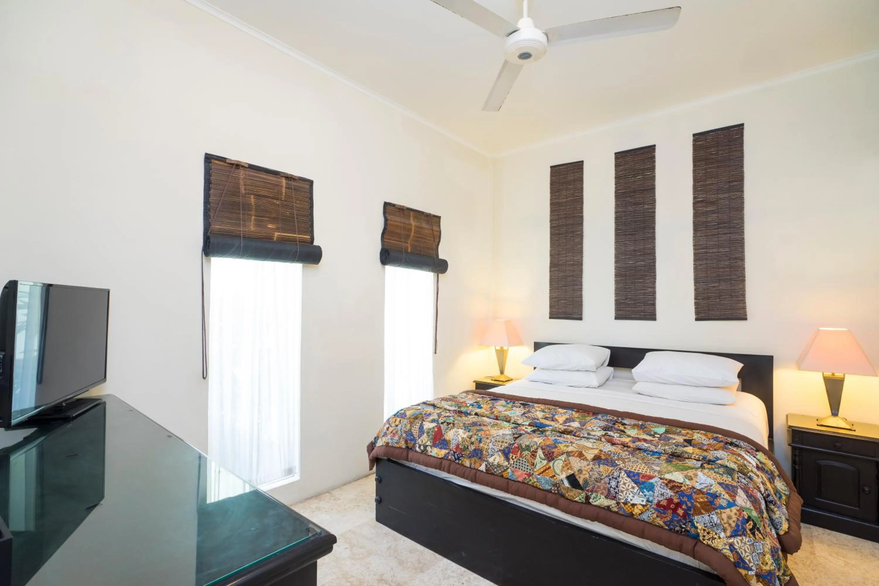 Bedroom, Bed in Beach Melati Apartments
