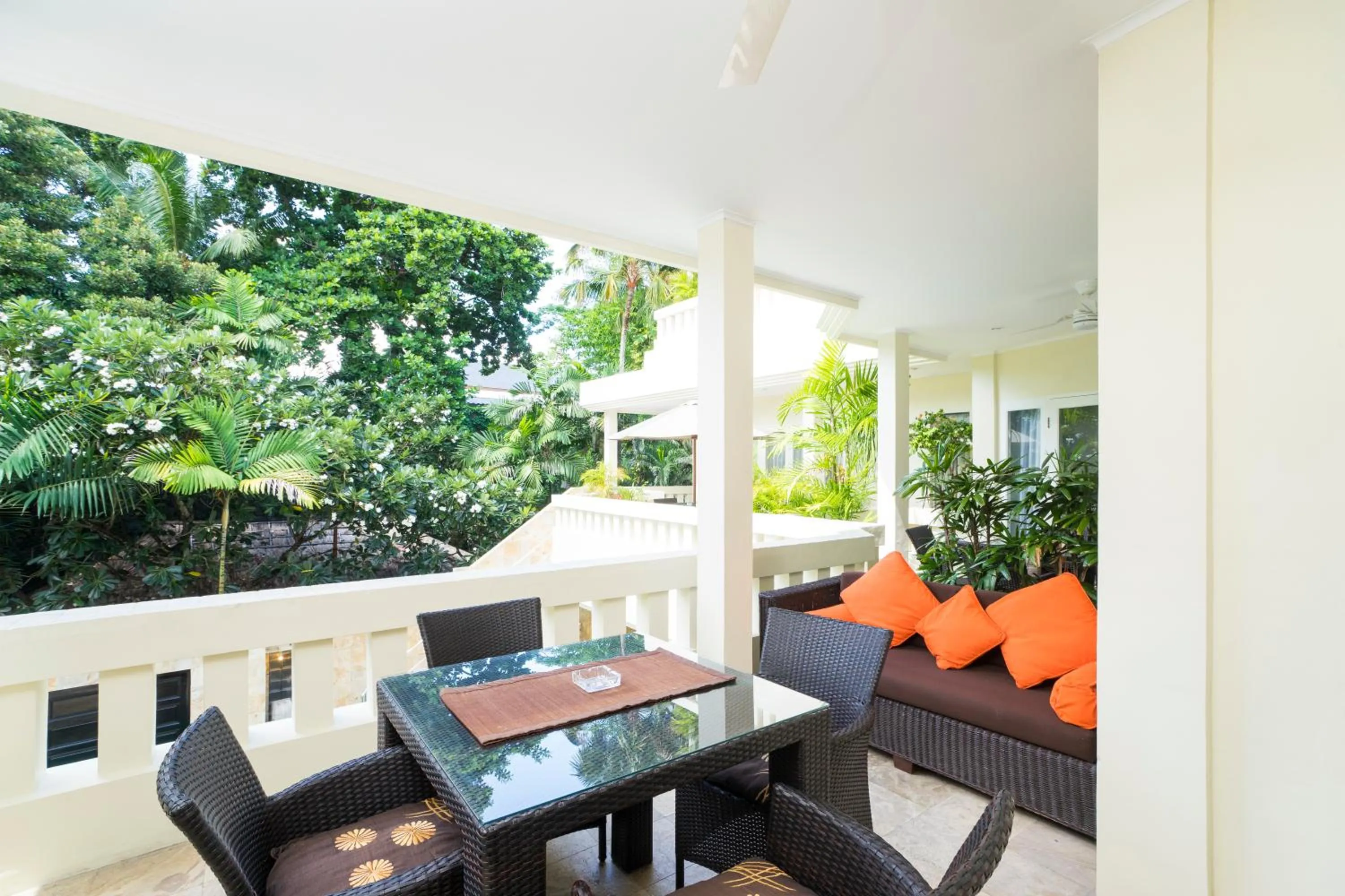 Balcony/Terrace in Beach Melati Apartments
