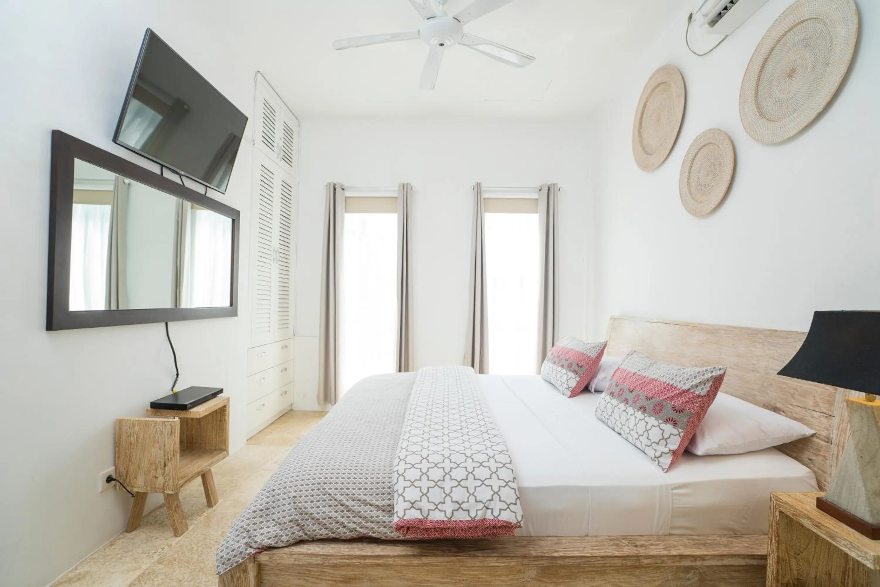 Bedroom, Bed in Beach Melati Apartments