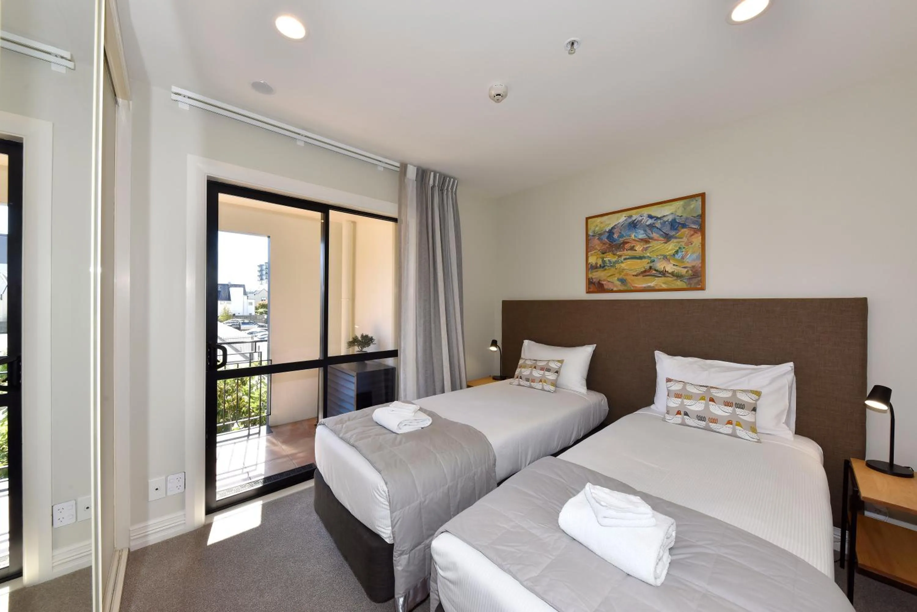 Bed in West Fitzroy Apartments