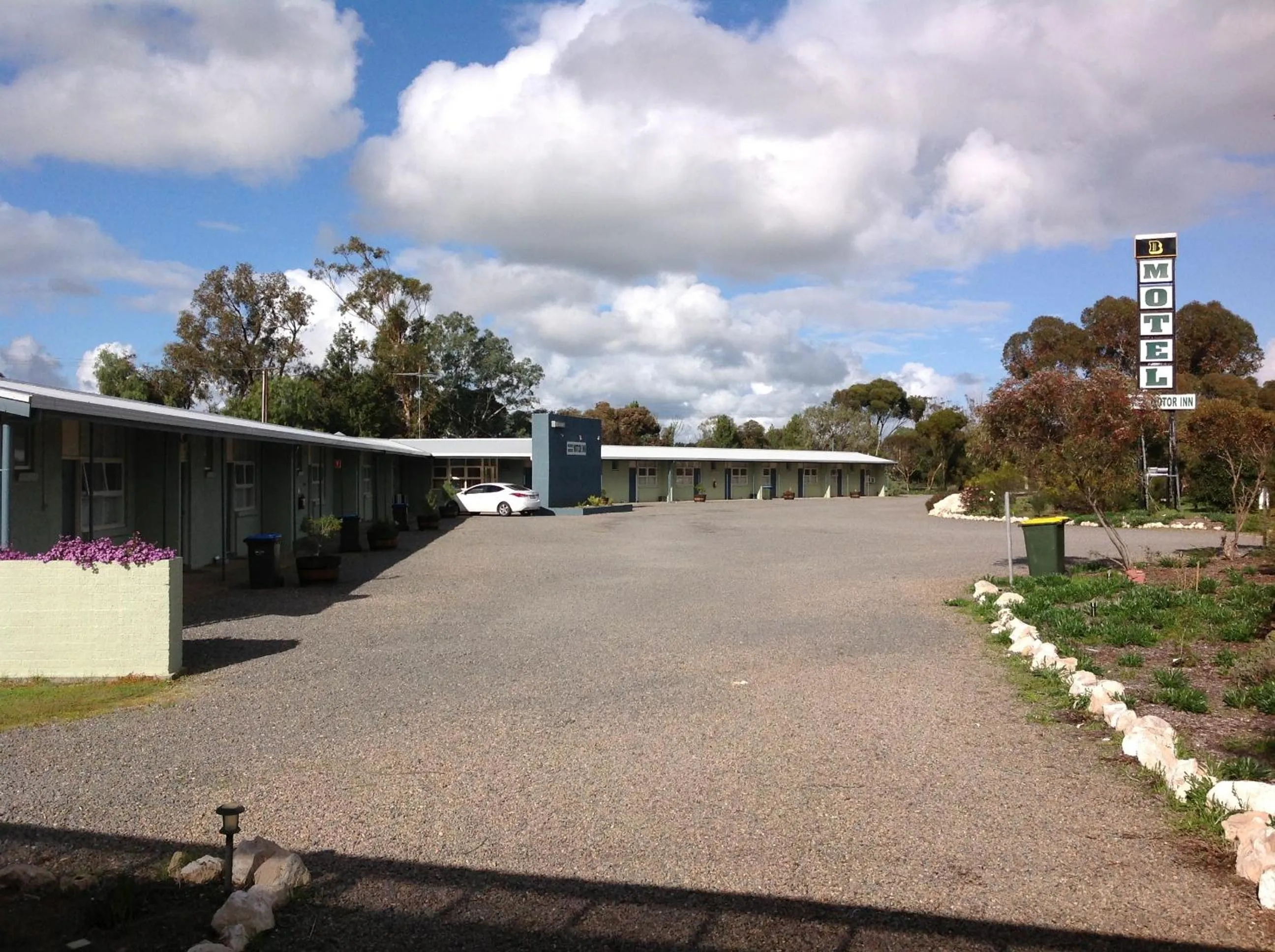 Facade/entrance in Murray Bridge Motor Inn