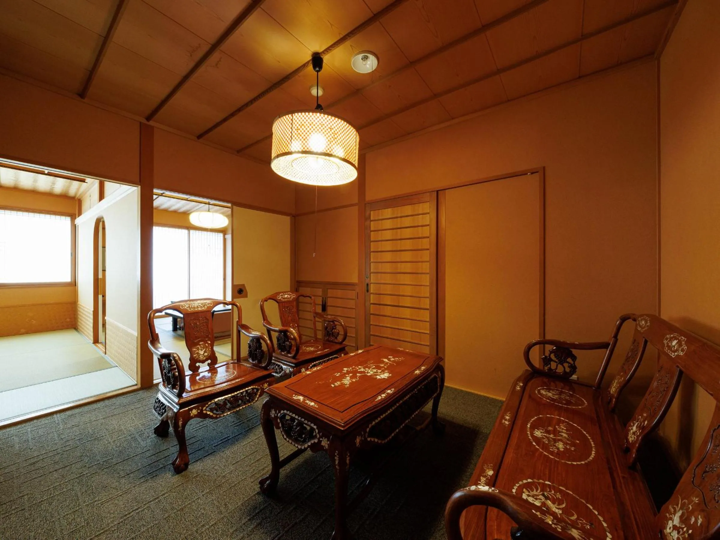 Oiwakeya Ryokan