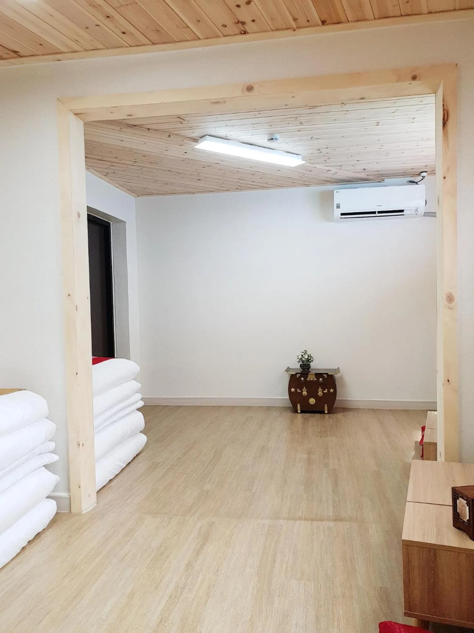 Photo of the whole room in Dal Garam Guesthouse - 외국인 전용