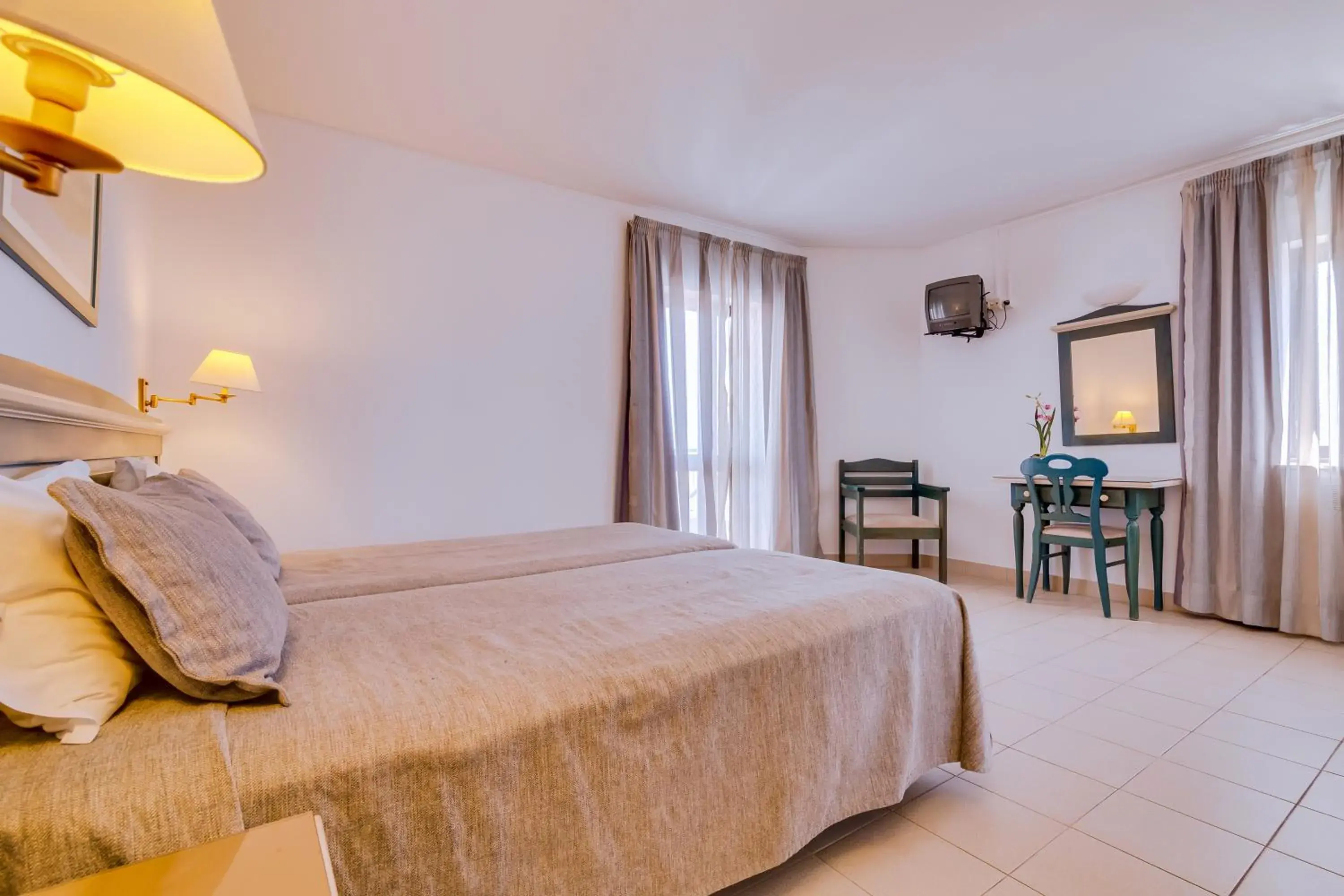 Twin Room in Hotel Mar A Vista Twin Room in Hotel Mar A Vista