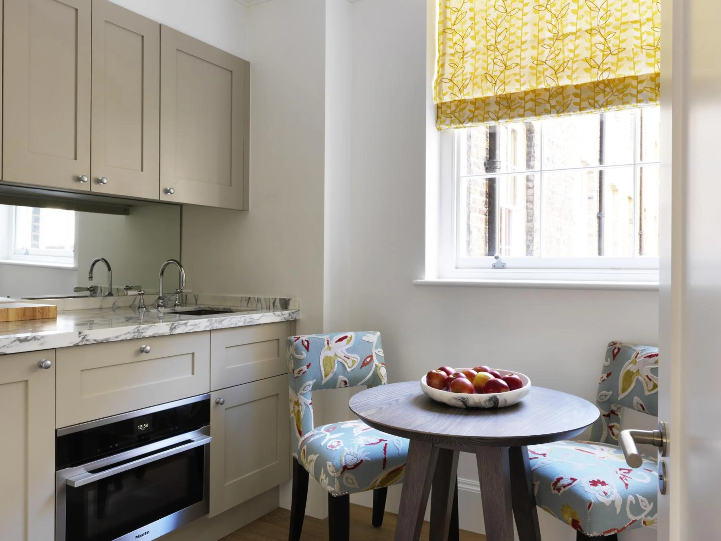 Kitchen or kitchenette in Haymarket Hotel, Firmdale Hotels