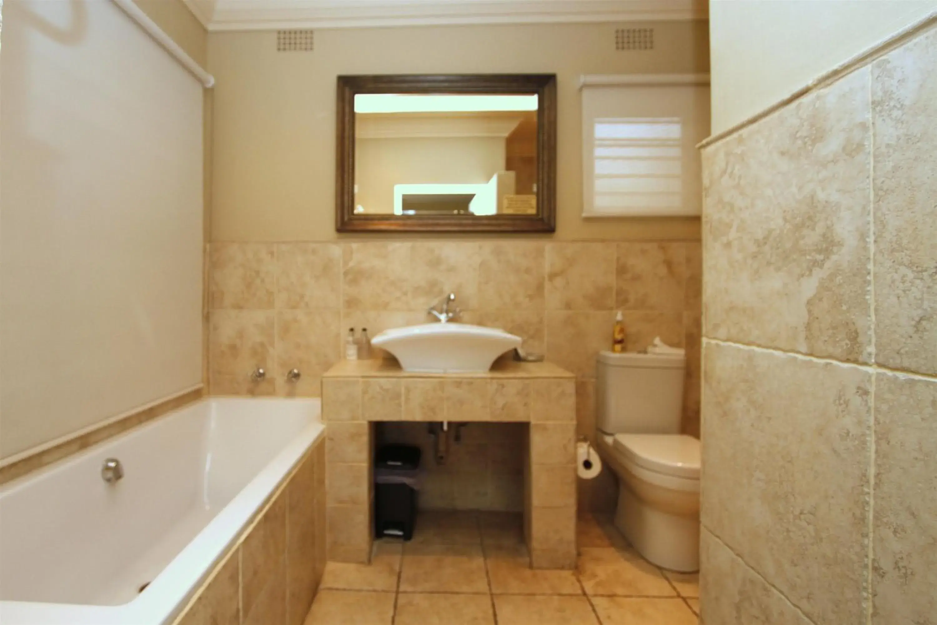 Twin/Double Room - single occupancy in Tesorino Bed and Breakfast Twin/Double Room - single occupancy in Tesorino Bed and Breakfast