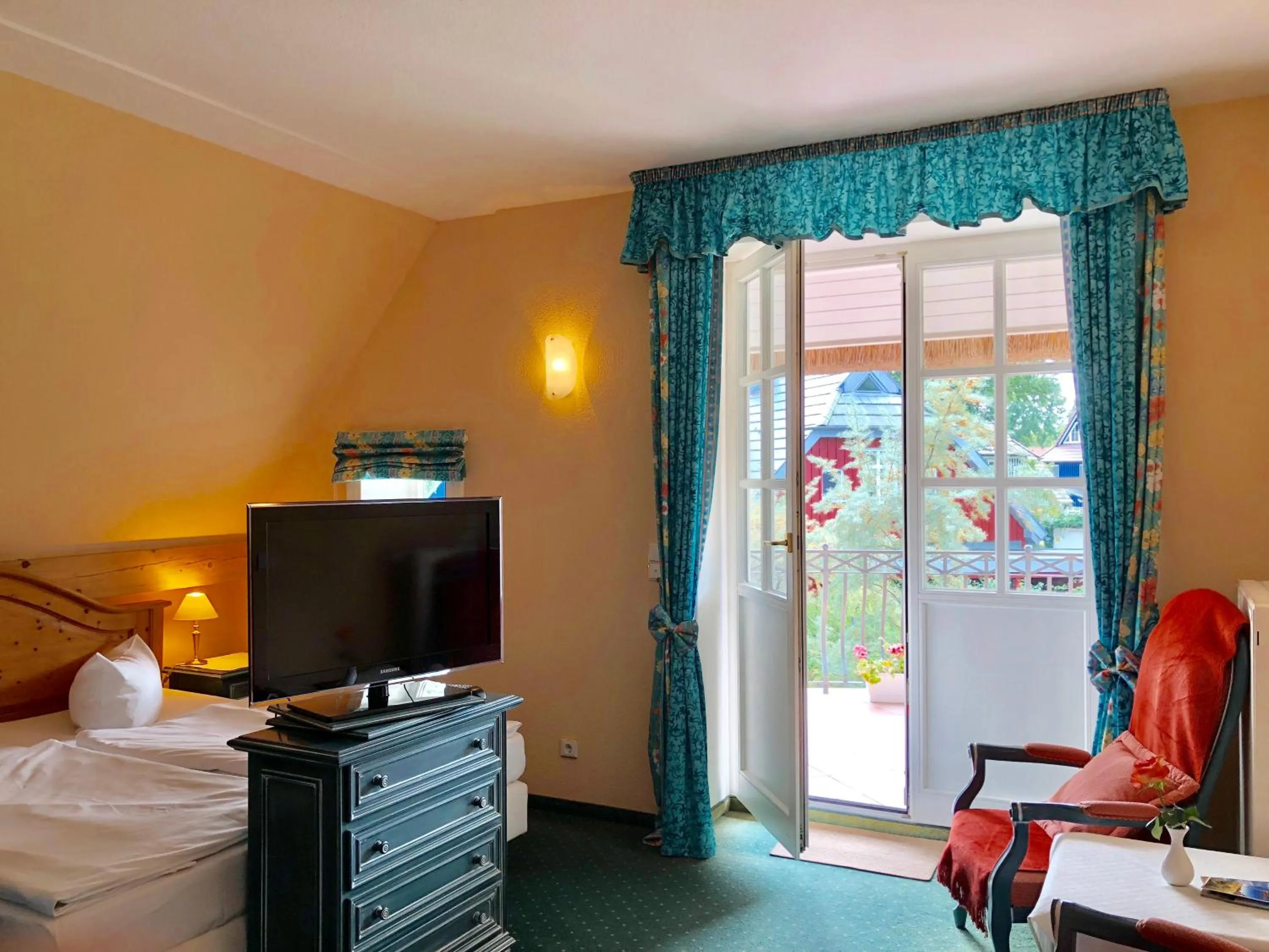 TV and multimedia, Bed in Hotel Residenz Rennhack