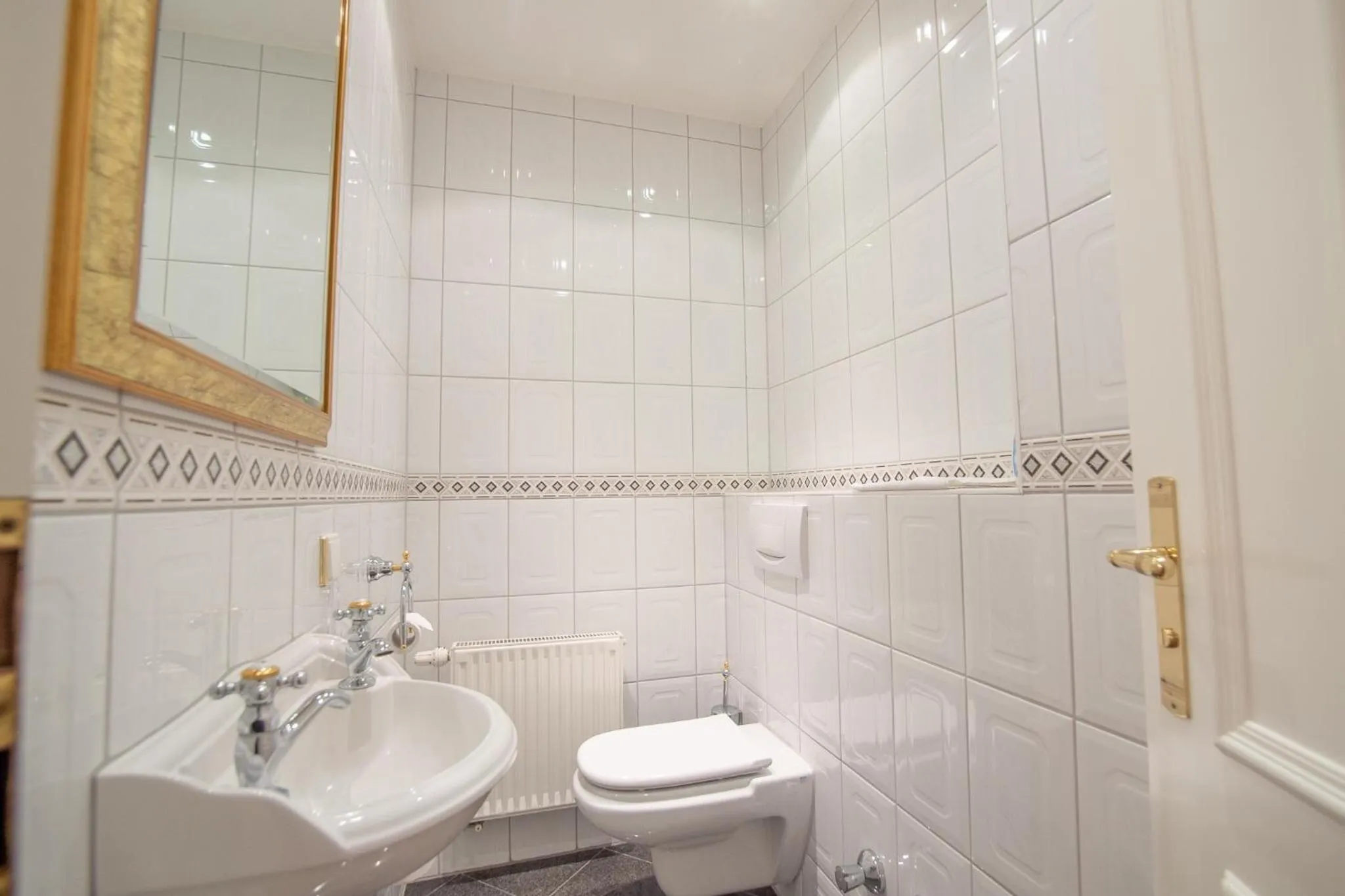 Toilet in Hotel Residenz Rennhack