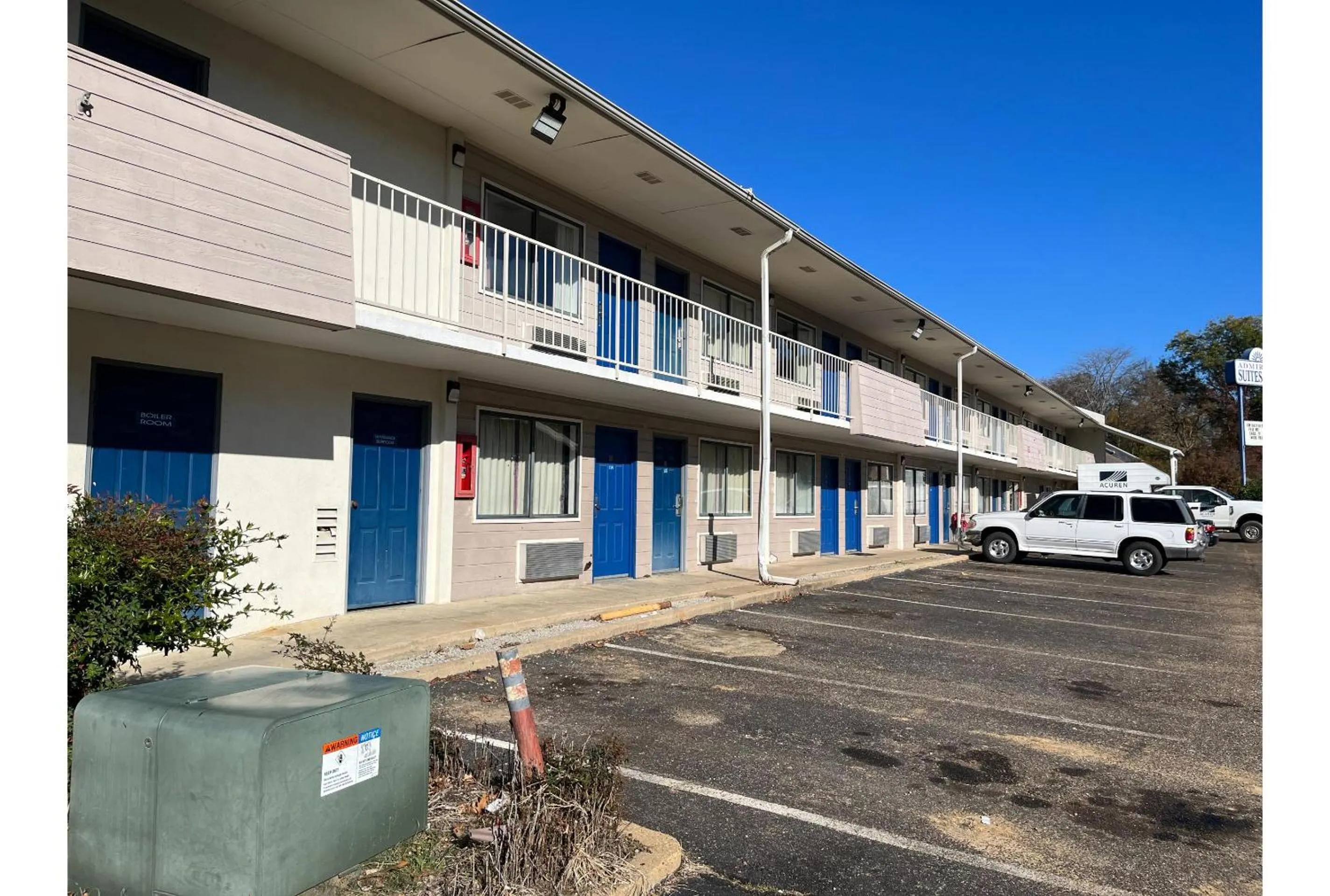 Facade/entrance in Motel 6 Millington TN