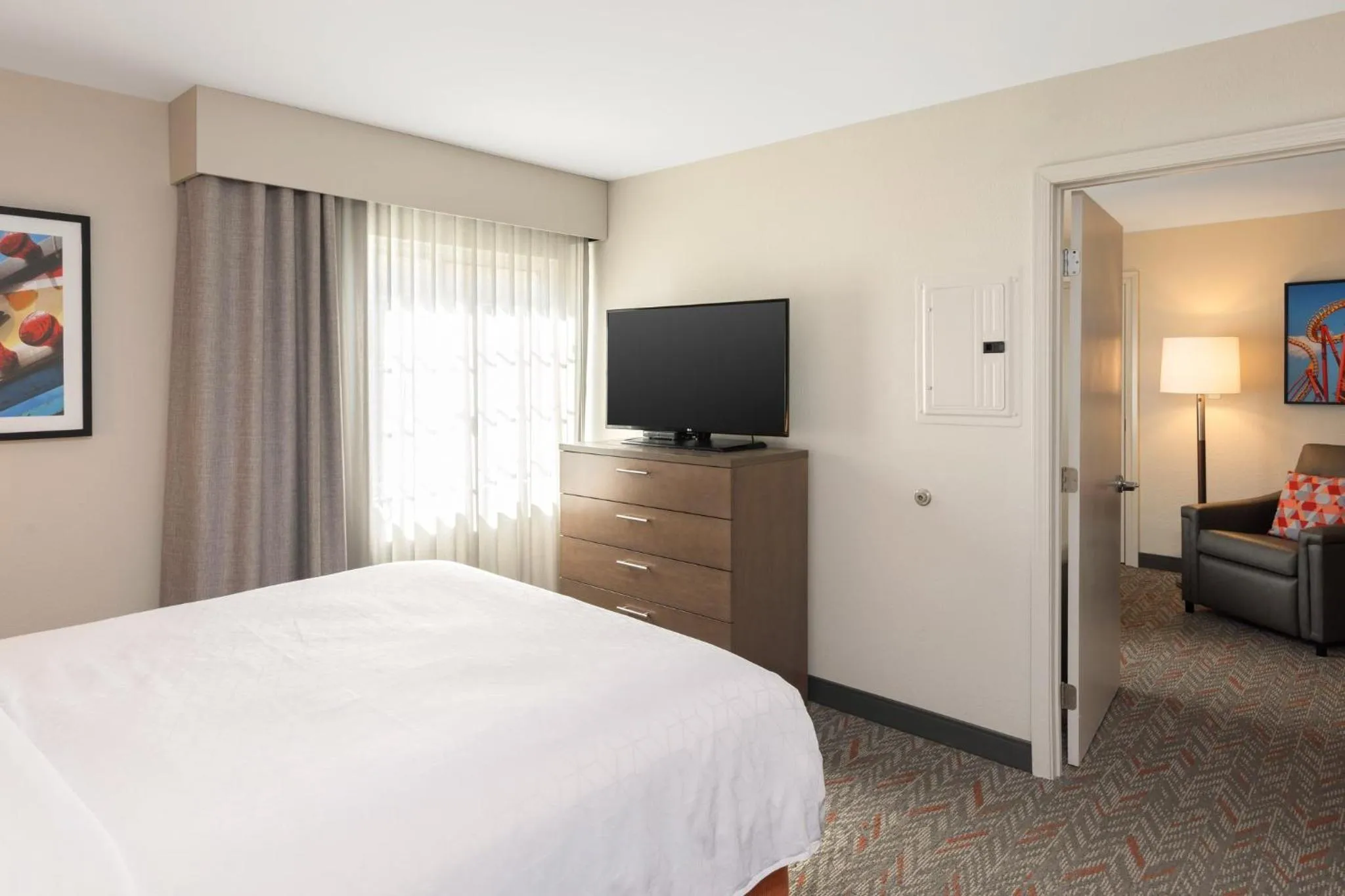 Photo of the whole room, Bed in Candlewood Suites Anaheim - Resort Area by IHG