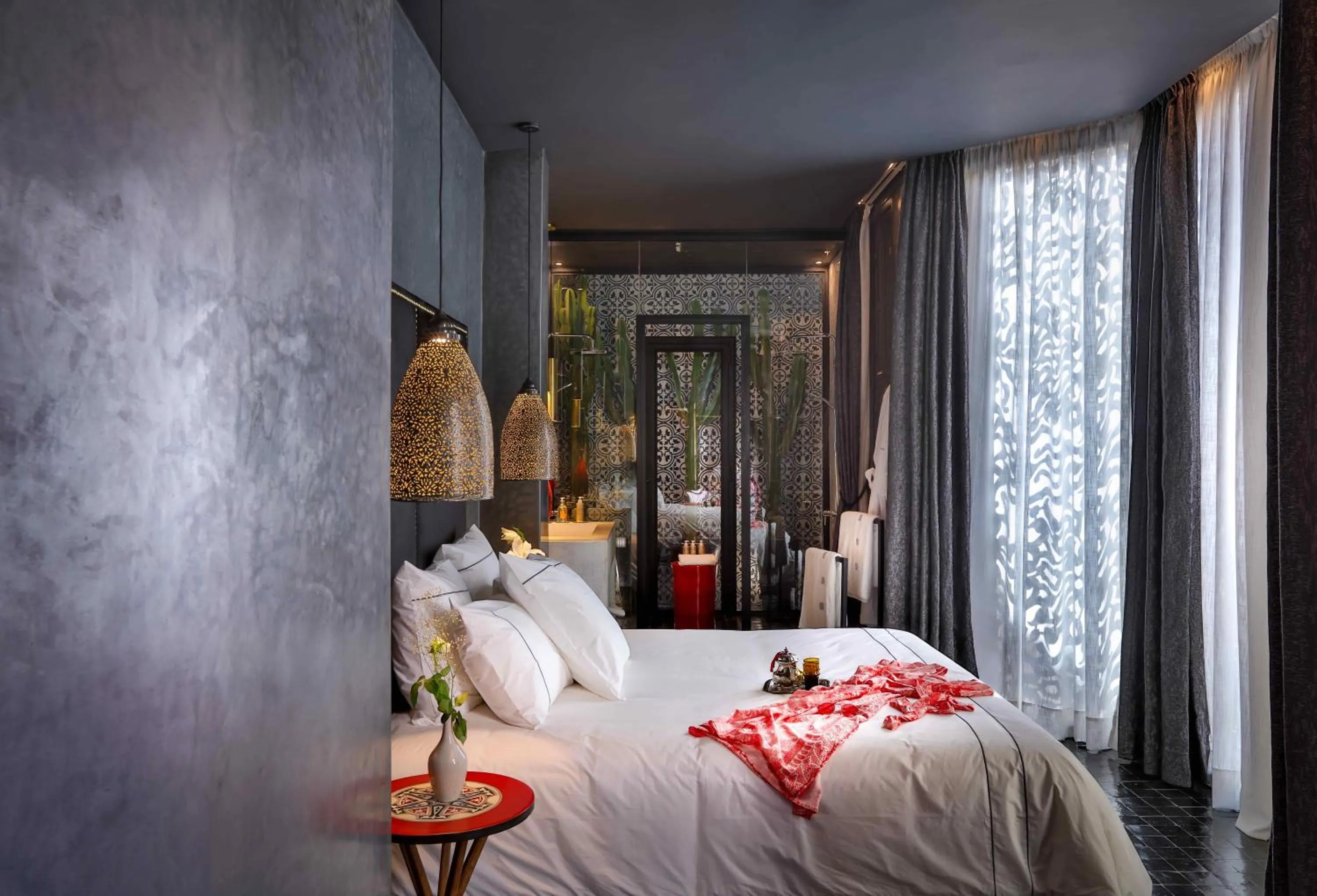 Bathroom, Bed in Dar Kandi